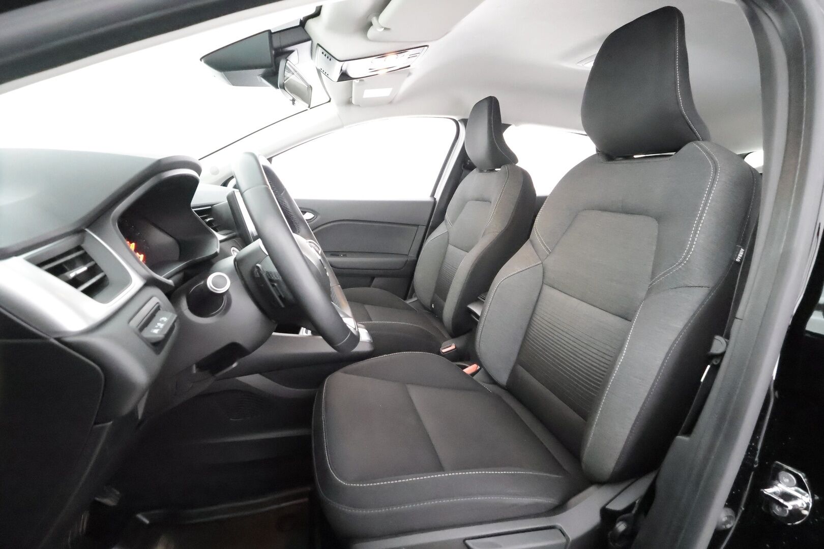 Renault Captur 2020 TCe 130 EDC7-aut Zen * Vakkari / P.tutka / Navi / LED / Kaistavahti / Keyless / Bluetooth * - Suomi-auto / Kahdet renkaat aluvanteilla 