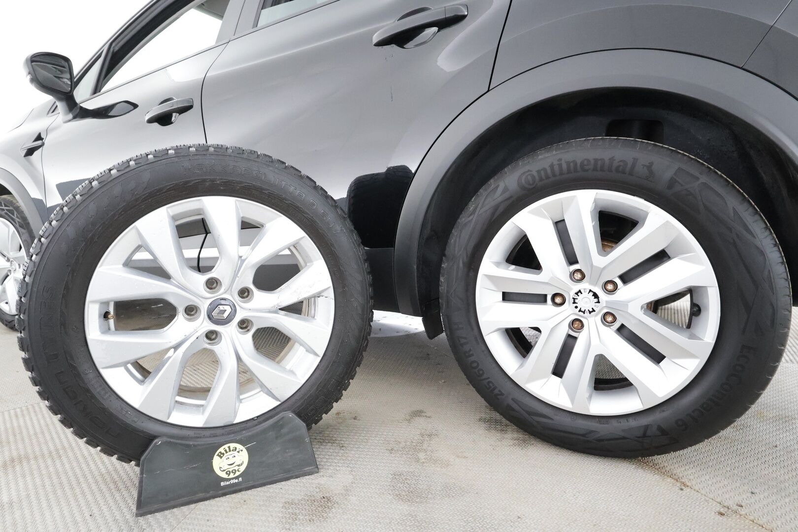 Renault Captur 2020 TCe 130 EDC7-aut Zen * Vakkari / P.tutka / Navi / LED / Kaistavahti / Keyless / Bluetooth * - Suomi-auto / Kahdet renkaat aluvanteilla 