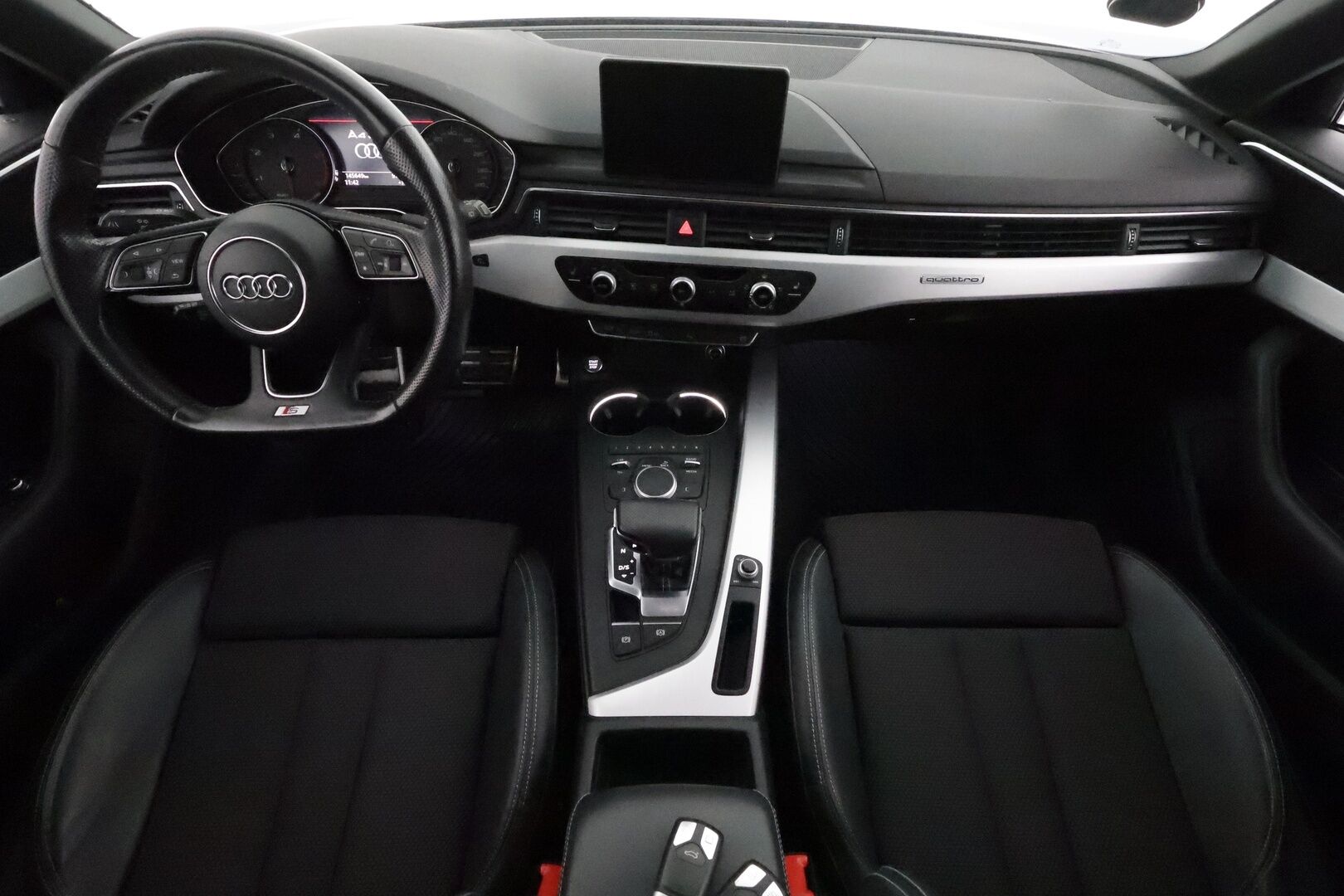 Audi A4 2018 Avant Business Sport Comfort S line Edition 2,0TDI quattro S tronic **Webasto / Koukku / LED / ACC / Sporttipenkit** - P.Tutkat