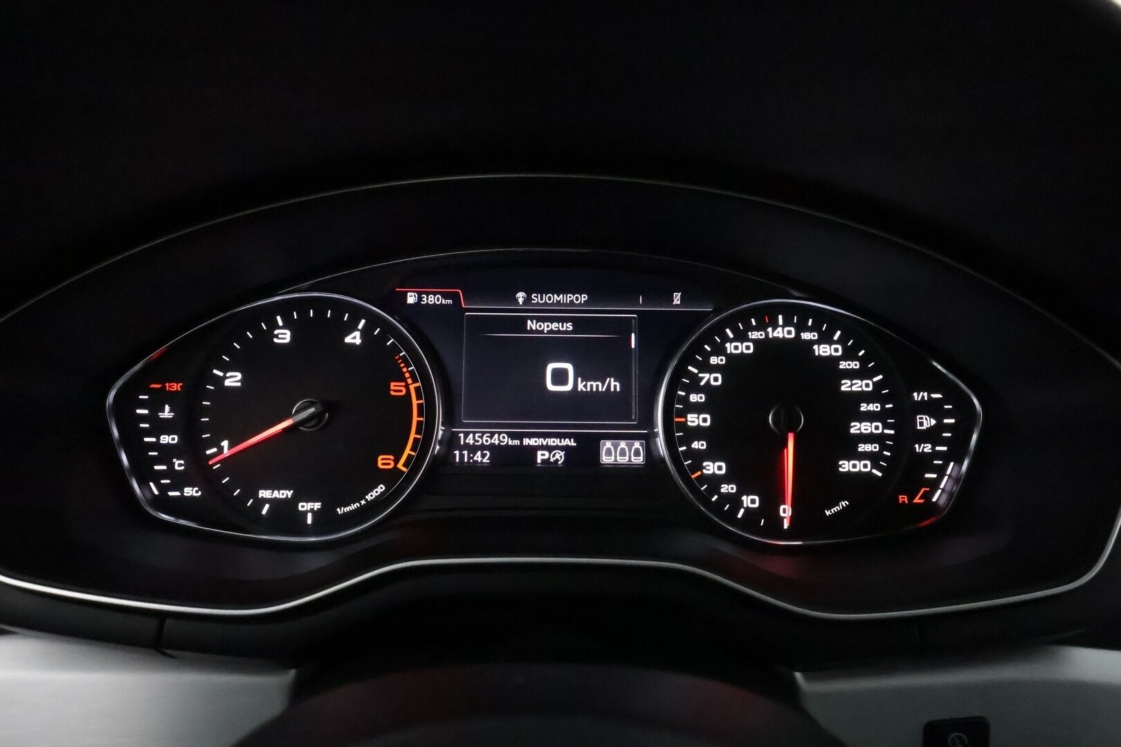 Audi A4 2018 Avant Business Sport Comfort S line Edition 2,0TDI quattro S tronic **Webasto / Koukku / LED / ACC / Sporttipenkit** - P.Tutkat