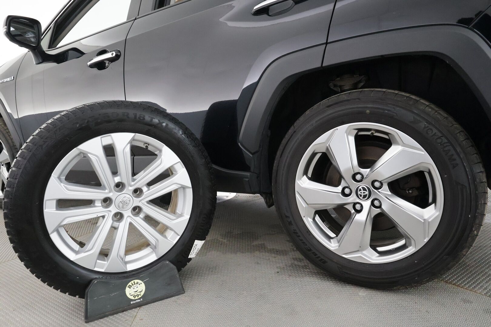 Toyota RAV4 2021 2,5 Hybrid AWD-i Premium - | ACC | LED | 360 | Ilmastoitu Muistipenkki | JBL | Panorama | Katveavustin | Kaistavahti | Keyless | Suomi-auto | Kahdet renkaat | Merkkihuollot | 