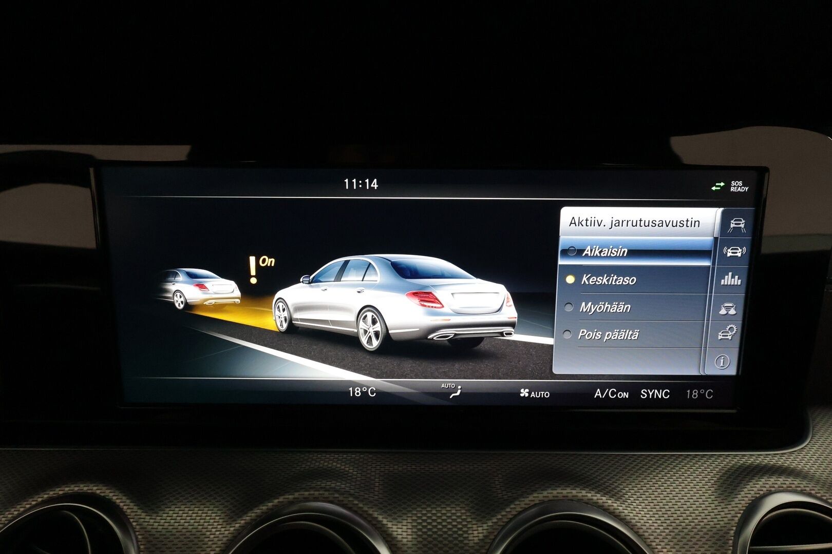 Mercedes-Benz E 2017 220d T A Premium Business AMG **Lohkolämmitin / LED-High Performance / P.Kamera / Sporttipenkit / Navi / Apple&Android** - Kahdet renkaat alumiinivantein