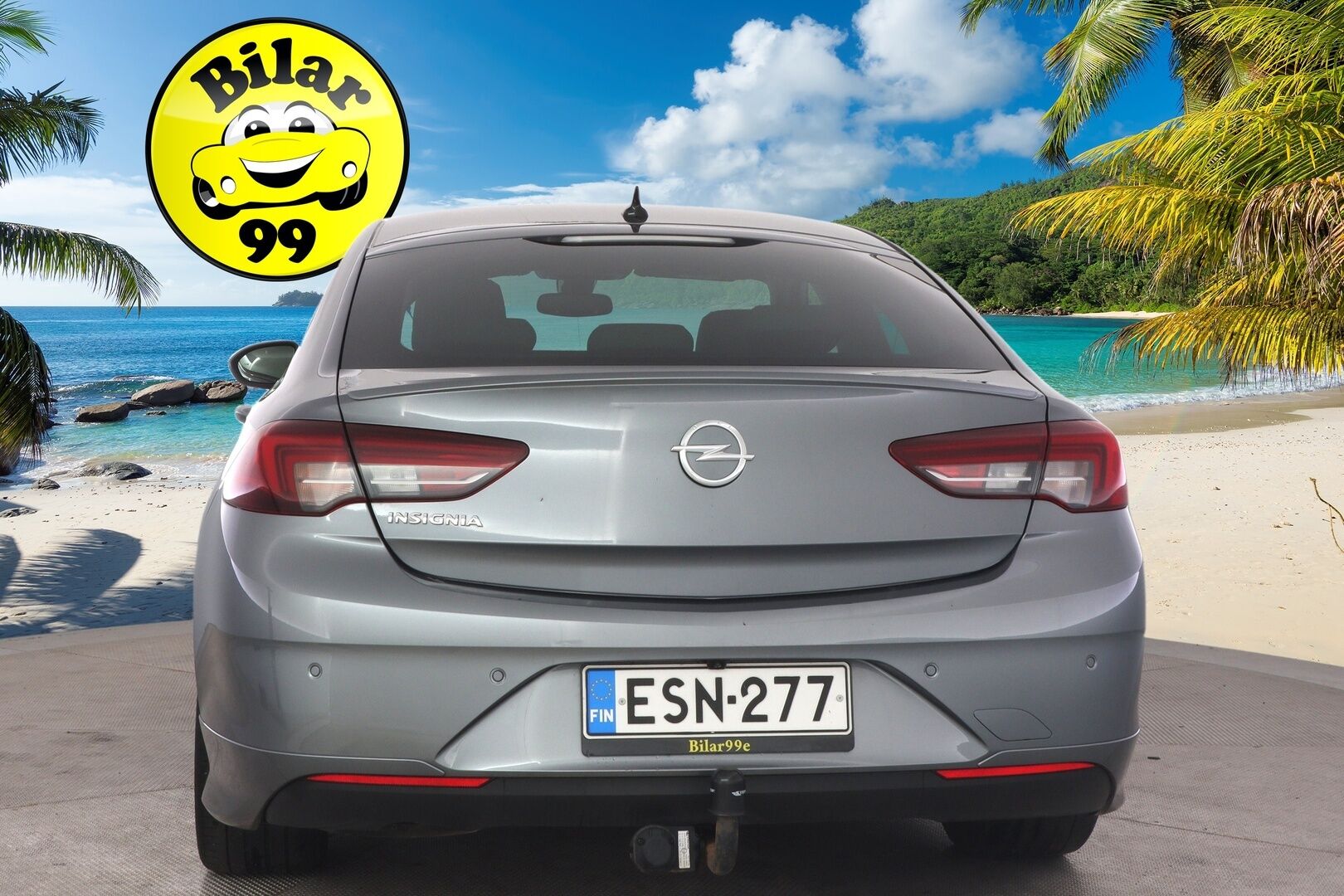 Opel Insignia 2020 Grand Sport Innovation Plus 165 Turbo A ** Webasto / OPC-Line /  AGR / HUD / 360-Kamera / Blis / Ilmastoidut etuistuimet - ** Hyvin huolettu / Kahdet renkaat vanteineen **