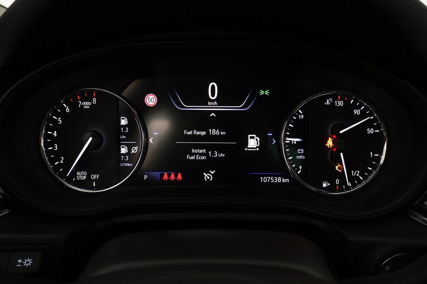 Opel Insignia 2020 Grand Sport Innovation Plus 165 Turbo A ** Webasto / OPC-Line /  AGR / HUD / 360-Kamera / Blis / Ilmastoidut etuistuimet - ** Hyvin huolettu / Kahdet renkaat vanteineen **