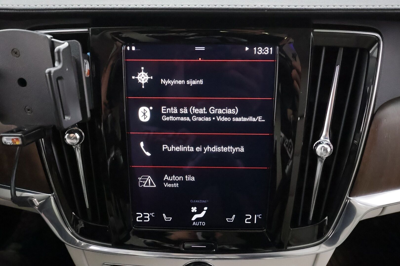 Volvo V90 2021 D3 Business Inscription Edition aut * Pilot assist / Koukku / Webasto / High Level LED / Muistipenkit / P.Kamera / Sporttinahat * - Suomi-auto / Kahdet Renkaat - HULLUT AVAJAISHULINAT KORKOTARJOUS 3,29 %