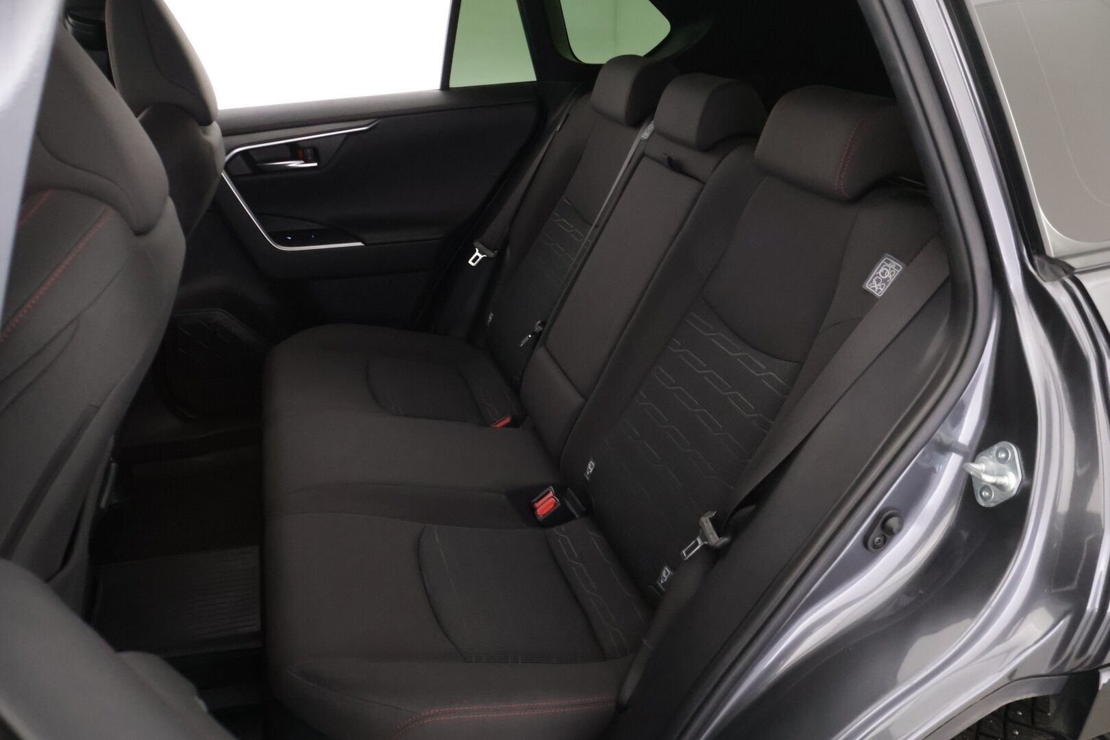 Toyota RAV4 Plug-in 2020 Hybrid 2,5 AWD-i Active / Remote Climate Control / Adapt. Vakkari / Koukku / P-kamera / Sähköpenkki / Ratinlämmitin - Suomi-auto / 2x aluvanteet / Navi / Merkkihuollettu / Lohko+sisäpuhallin!