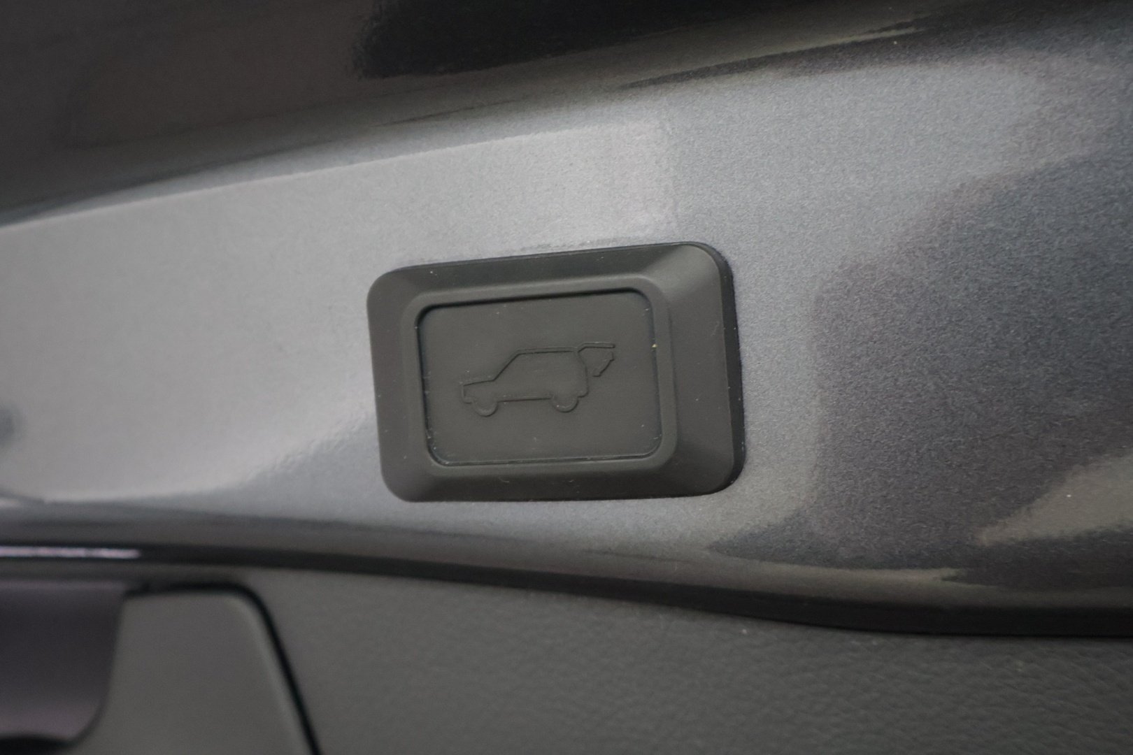 Toyota RAV4 Plug-in 2020 Hybrid 2,5 AWD-i Active / Remote Climate Control / Adapt. Vakkari / Koukku / P-kamera / Sähköpenkki / Ratinlämmitin - Suomi-auto / 2x aluvanteet / Navi / Merkkihuollettu / Lohko+sisäpuhallin!