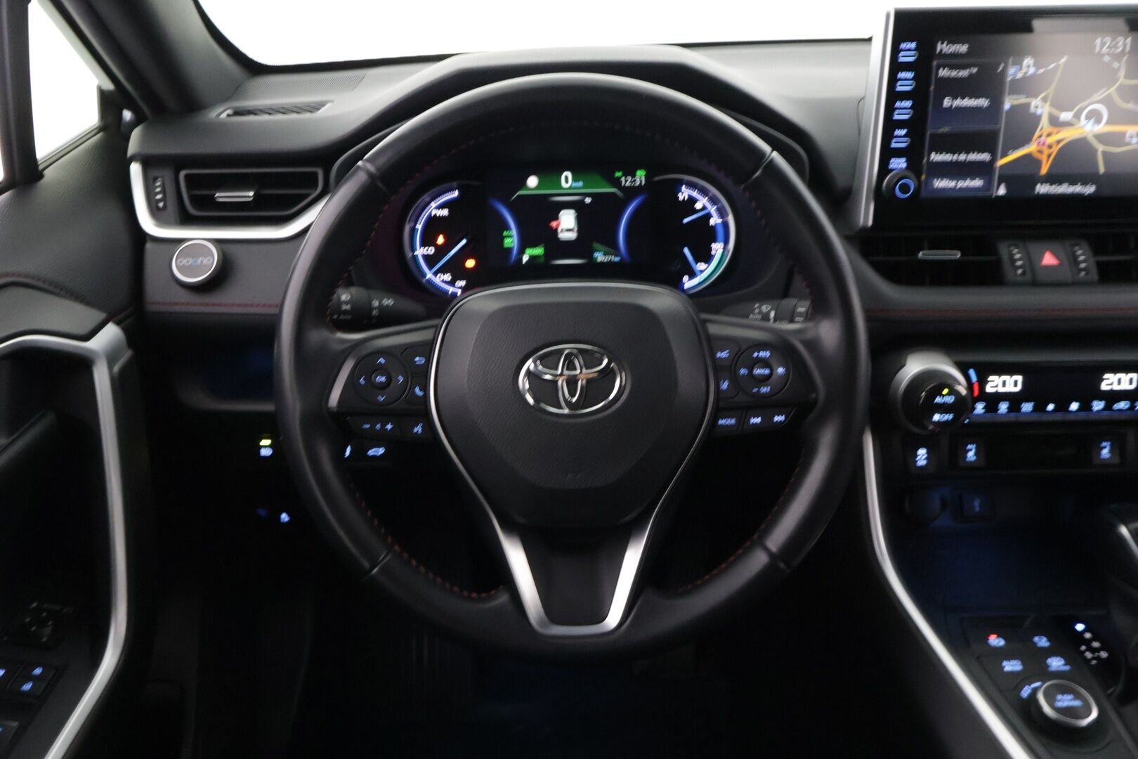 Toyota RAV4 Plug-in 2020 Hybrid 2,5 AWD-i Active / Remote Climate Control / Adapt. Vakkari / Koukku / P-kamera / Sähköpenkki / Ratinlämmitin - Suomi-auto / 2x aluvanteet / Navi / Merkkihuollettu / Lohko+sisäpuhallin!