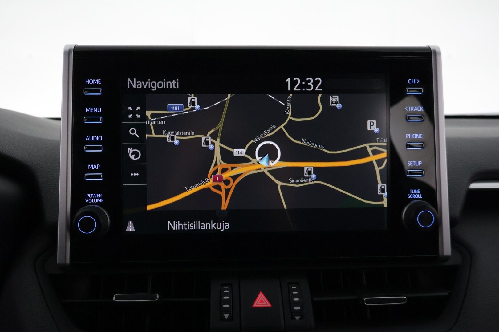 Toyota RAV4 Plug-in 2020 Hybrid 2,5 AWD-i Active / Remote Climate Control / Adapt. Vakkari / Koukku / P-kamera / Sähköpenkki / Ratinlämmitin - Suomi-auto / 2x aluvanteet / Navi / Merkkihuollettu / Lohko+sisäpuhallin!