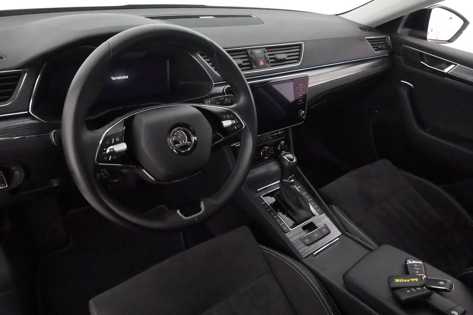 Skoda Superb 2021 1,4 TSI PHEV Style iV DSG ** Koukku / Webasto / Adapt.Vakkari / Matrix-LED / P.kamera / Muistipenkit / Navi / Canton ** - 1.Om Suomi-auto / 2x Latauskaapelit / Kahdet Renkaat / Akku Kuntotarkistettu!
