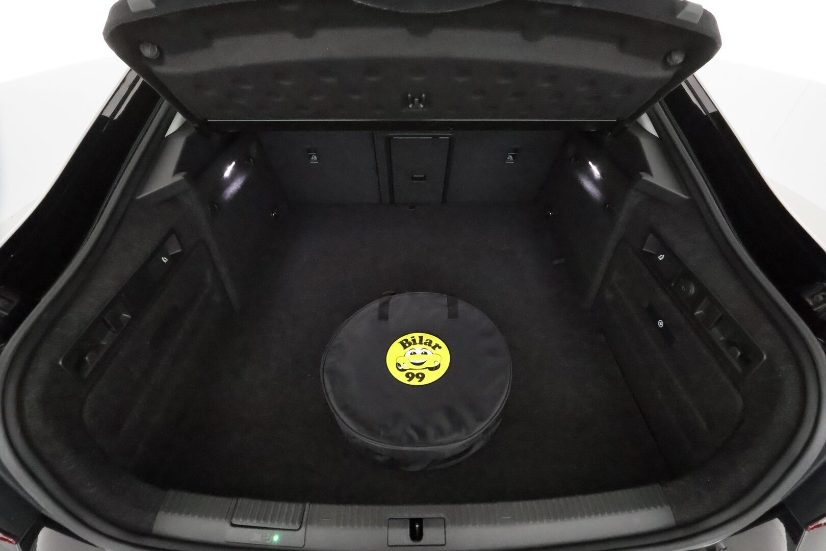 Skoda Superb 2021 1,4 TSI PHEV Style iV DSG ** Koukku / Webasto / Adapt.Vakkari / Matrix-LED / P.kamera / Muistipenkit / Navi / Canton ** - 1.Om Suomi-auto / 2x Latauskaapelit / Kahdet Renkaat / Akku Kuntotarkistettu!