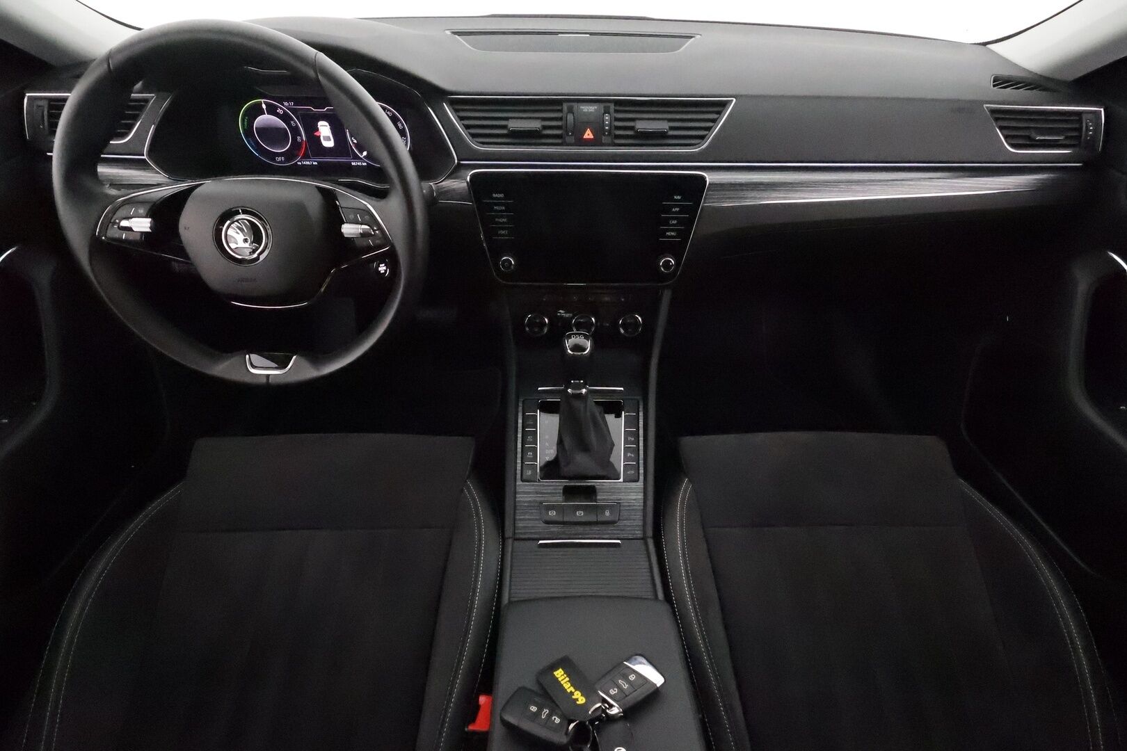 Skoda Superb 2021 1,4 TSI PHEV Style iV DSG ** Koukku / Webasto / Adapt.Vakkari / Matrix-LED / P.kamera / Muistipenkit / Navi / Canton ** - 1.Om Suomi-auto / 2x Latauskaapelit / Kahdet Renkaat / Akku Kuntotarkistettu!