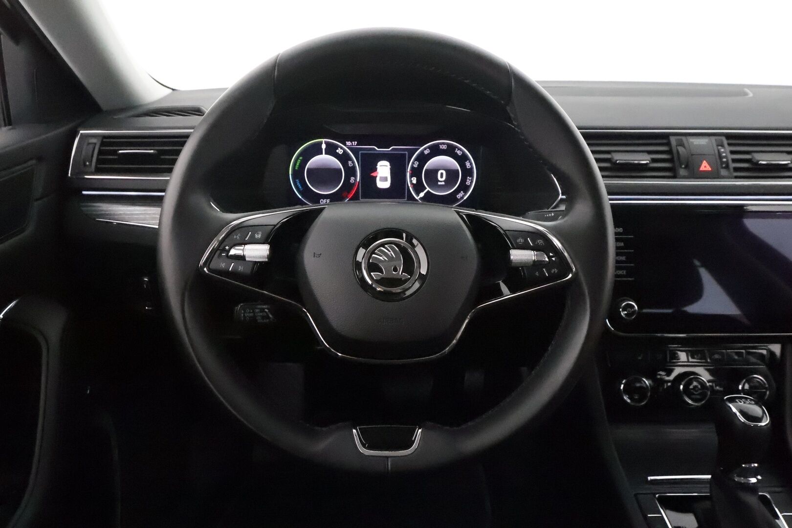 Skoda Superb 2021 1,4 TSI PHEV Style iV DSG ** Koukku / Webasto / Adapt.Vakkari / Matrix-LED / P.kamera / Muistipenkit / Navi / Canton ** - 1.Om Suomi-auto / 2x Latauskaapelit / Kahdet Renkaat / Akku Kuntotarkistettu!