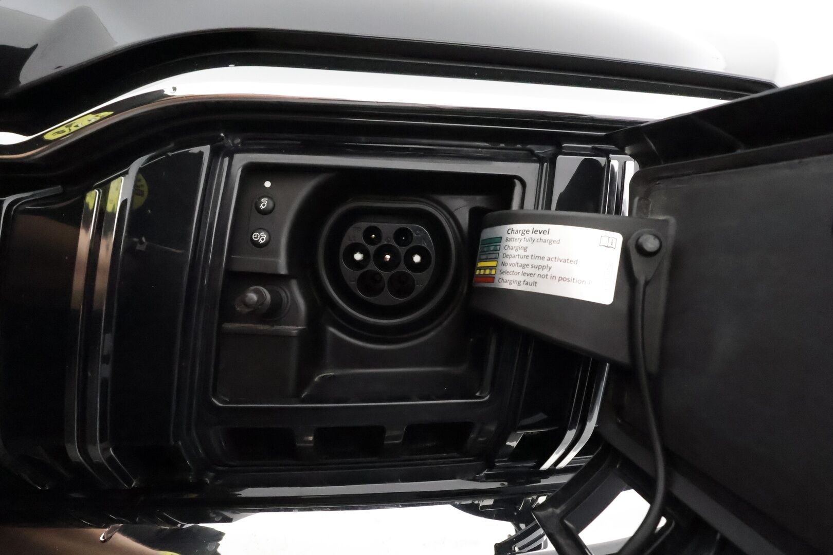 Skoda Superb 2021 1,4 TSI PHEV Style iV DSG ** Koukku / Webasto / Adapt.Vakkari / Matrix-LED / P.kamera / Muistipenkit / Navi / Canton ** - 1.Om Suomi-auto / 2x Latauskaapelit / Kahdet Renkaat / Akku Kuntotarkistettu!