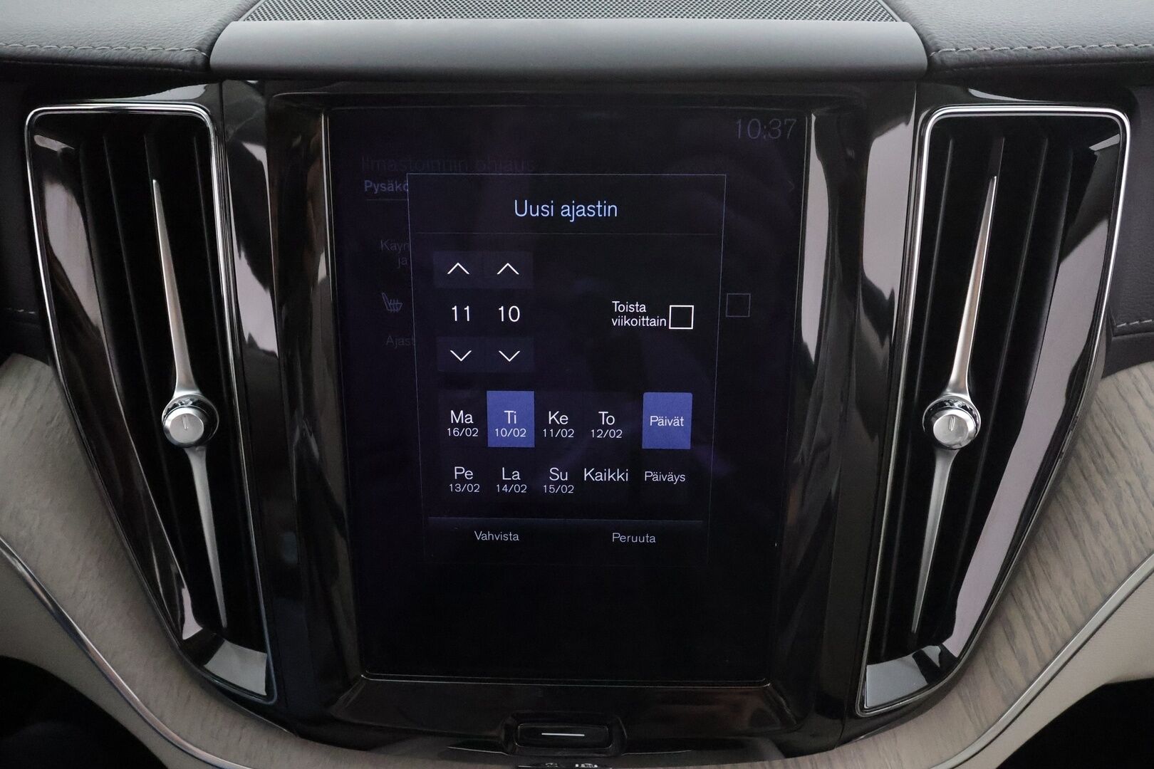 Volvo XC60 2021 T6 TwE AWD Business Inscription aut. * ACC / Panorama / Muistipenkki / Webasto / Koukku / BLIS / Vaaleat nahat * - Suomi-auto / Akku kuntotarkastettu / Kahdet renkaat aluvanteilla / Merkkihuollettu