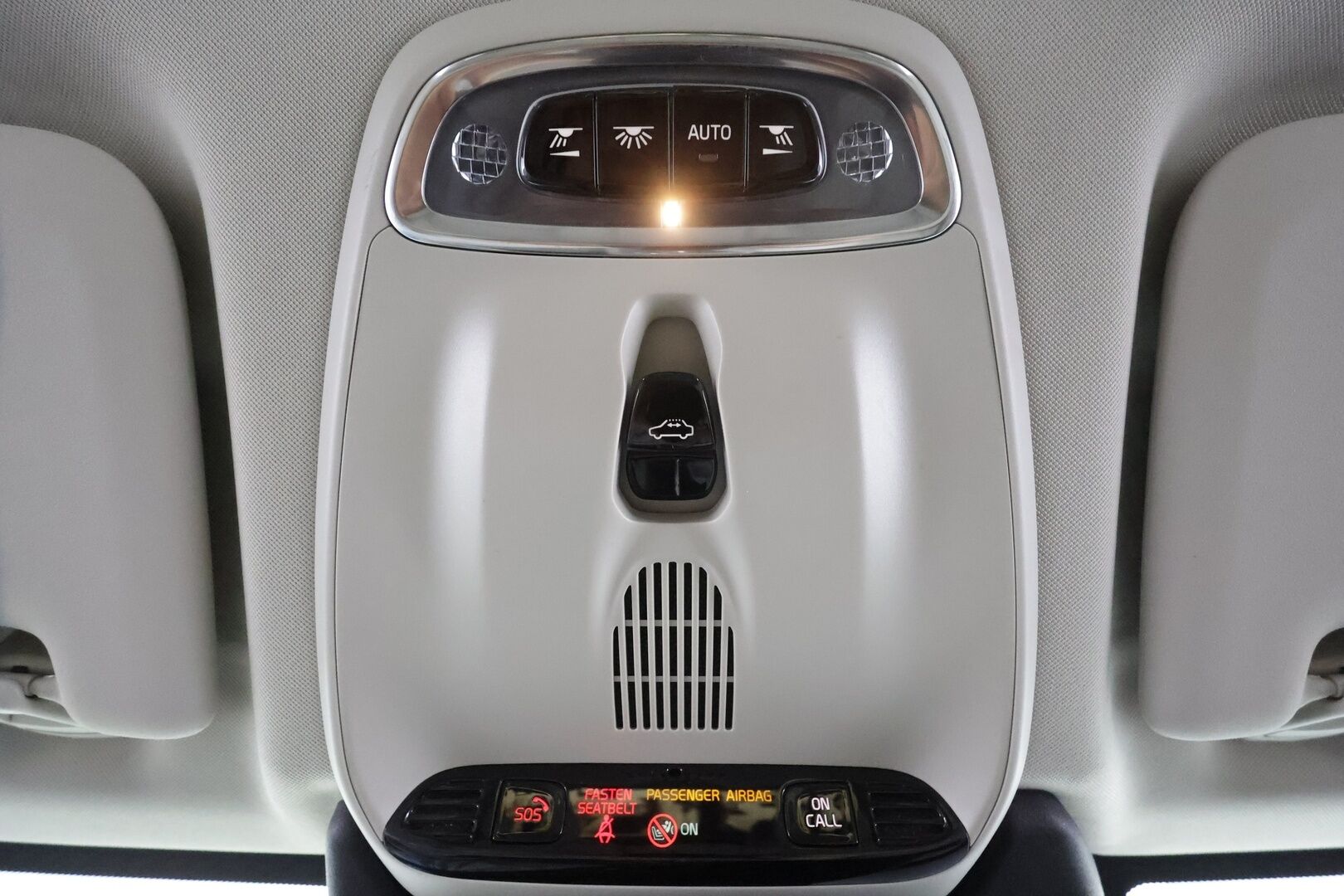 Volvo XC60 2021 T6 TwE AWD Business Inscription aut. * ACC / Panorama / Muistipenkki / Webasto / Koukku / BLIS / Vaaleat nahat * - Suomi-auto / Akku kuntotarkastettu / Kahdet renkaat aluvanteilla / Merkkihuollettu