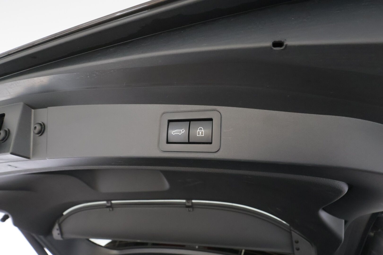 Toyota Corolla 2021 Touring Sports 2,0 Hybrid Style - | ACC | Puolinahat | LED | P.kamera | LTA | Navi | Apple & Android | Keyless | Sähk. takaluukku | Lohko+sisälämmitin | Merkkihuollot | 