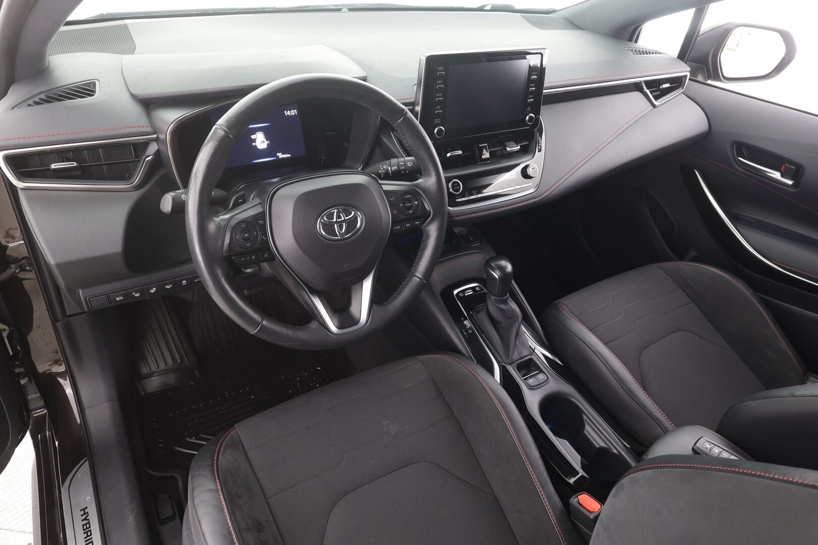 Toyota Corolla 2021 Touring Sports 2,0 Hybrid Style - | ACC | Puolinahat | LED | P.kamera | LTA | Navi | Apple & Android | Keyless | Sähk. takaluukku | Lohko+sisälämmitin | Merkkihuollot | 