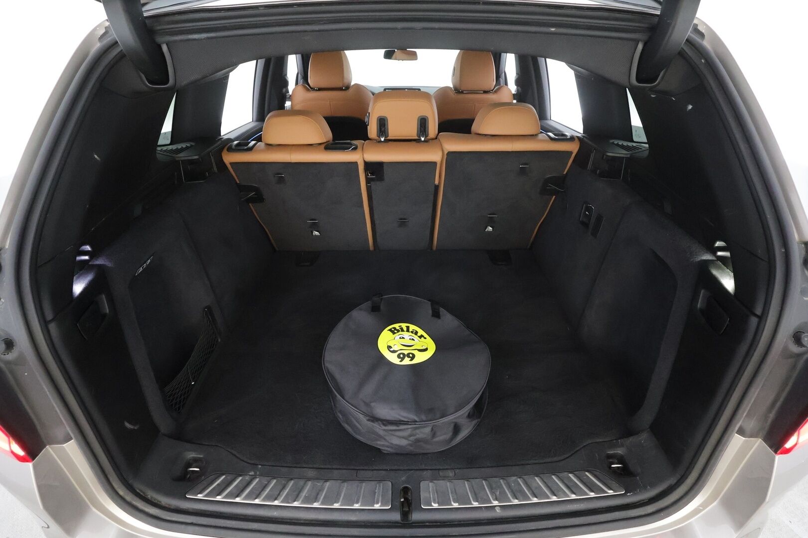 BMW iX3 2021 G08 Charged Plus * ACC / HUD / 360° / Adapt.LED / Panorama / Muistipenkki / Koukku / H&K / Comfort Access / Ruskeat nahat * - SoH 95,3% / Suomi-auto / Kahdet renkaat aluvanteilla / Merkkihuollettu / Supervarusteet