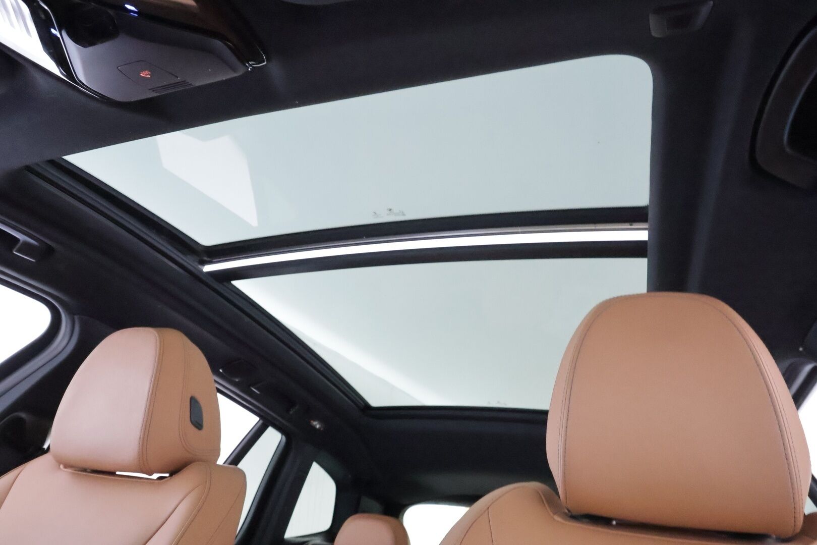 BMW iX3 2021 G08 Charged Plus * ACC / HUD / 360° / Adapt.LED / Panorama / Muistipenkki / Koukku / H&K / Comfort Access / Ruskeat nahat * - Adaptiivinen alusta / Suomi-auto / Kahdet renkaat aluvanteilla / Merkkihuollettu / Supervarusteet