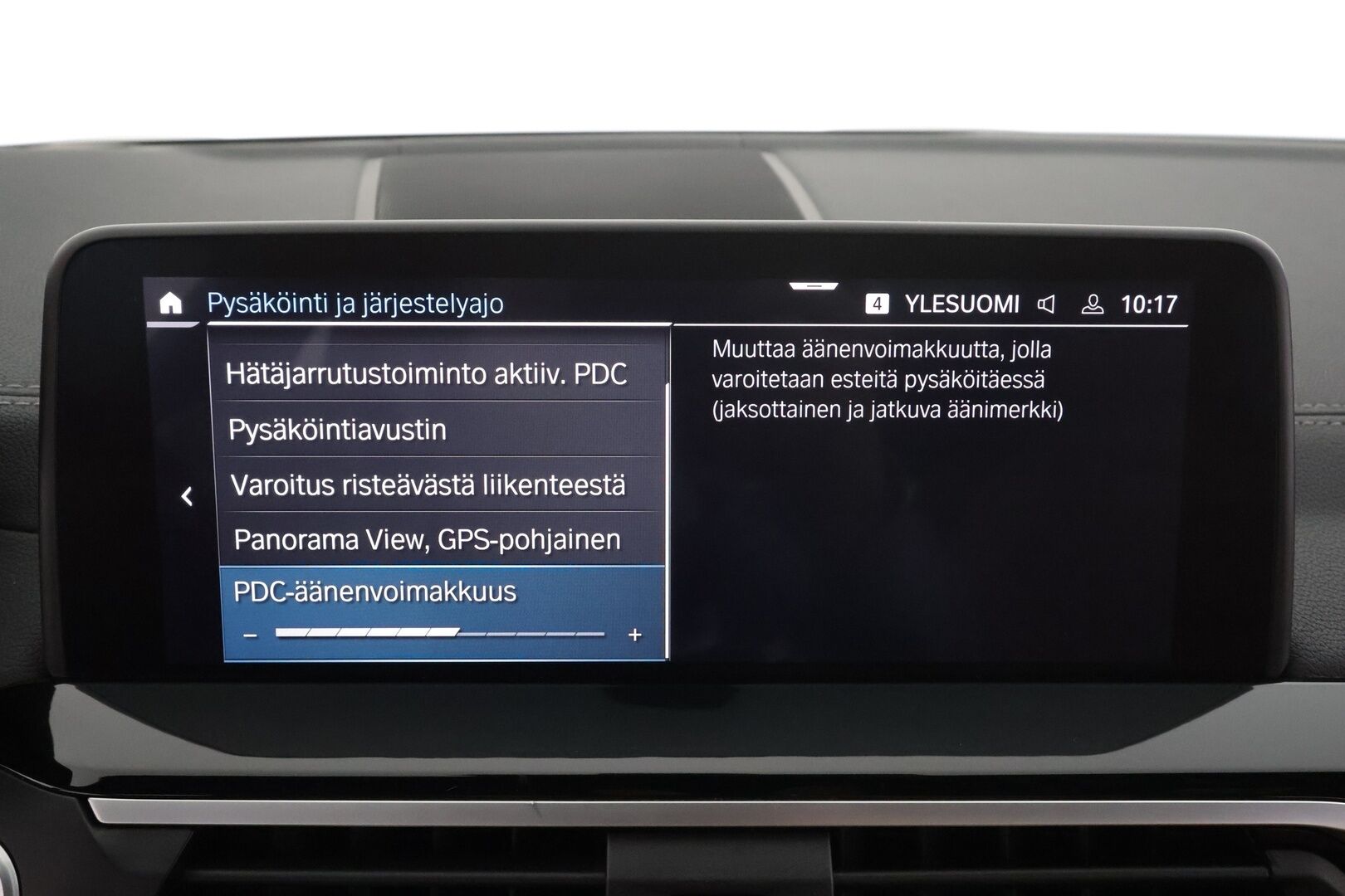BMW iX3 2021 G08 Charged Plus * ACC / HUD / 360° / Adapt.LED / Panorama / Muistipenkki / Koukku / H&K / Comfort Access / Ruskeat nahat * - SoH 95,3% / Suomi-auto / Kahdet renkaat aluvanteilla / Merkkihuollettu / Supervarusteet