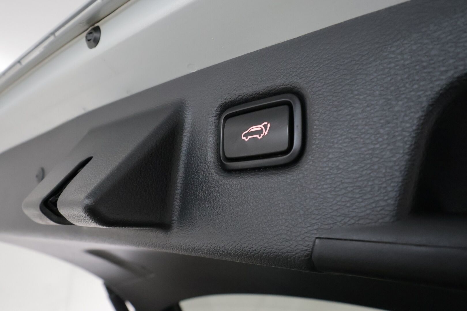 Kia Ceed 2021 1,6 GDI Plug-In Hybrid EX SW DCT** Facelift / Muistipenkki / P.kamera / Tuuletetut istuimet / Keyless / Apple&Android - Merkkihuollot / Nahkasisusta / Navi / Lohkolämmitin