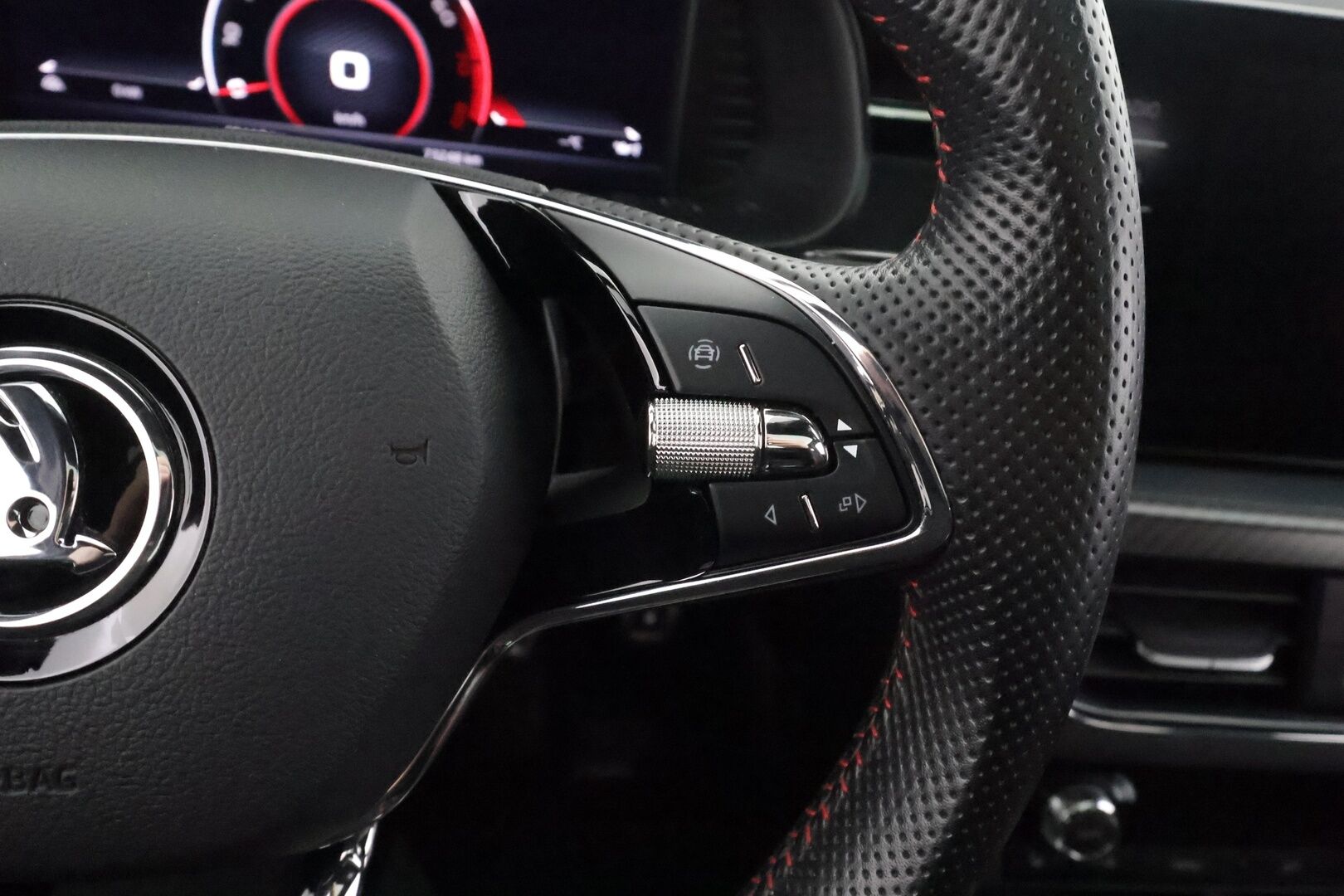 Skoda Scala 2021 1,5 TSI Monte Carlo DSG Autom. - | ACC | Kaistavahti | LED | Webasto | Keyless | P.Kamera | Lasikatto | Sähköpenkki | Lämmitettävä ohjauspyörä | Kahdet renkaat | 1.om Suomi-auto | Merkkihuollot |
