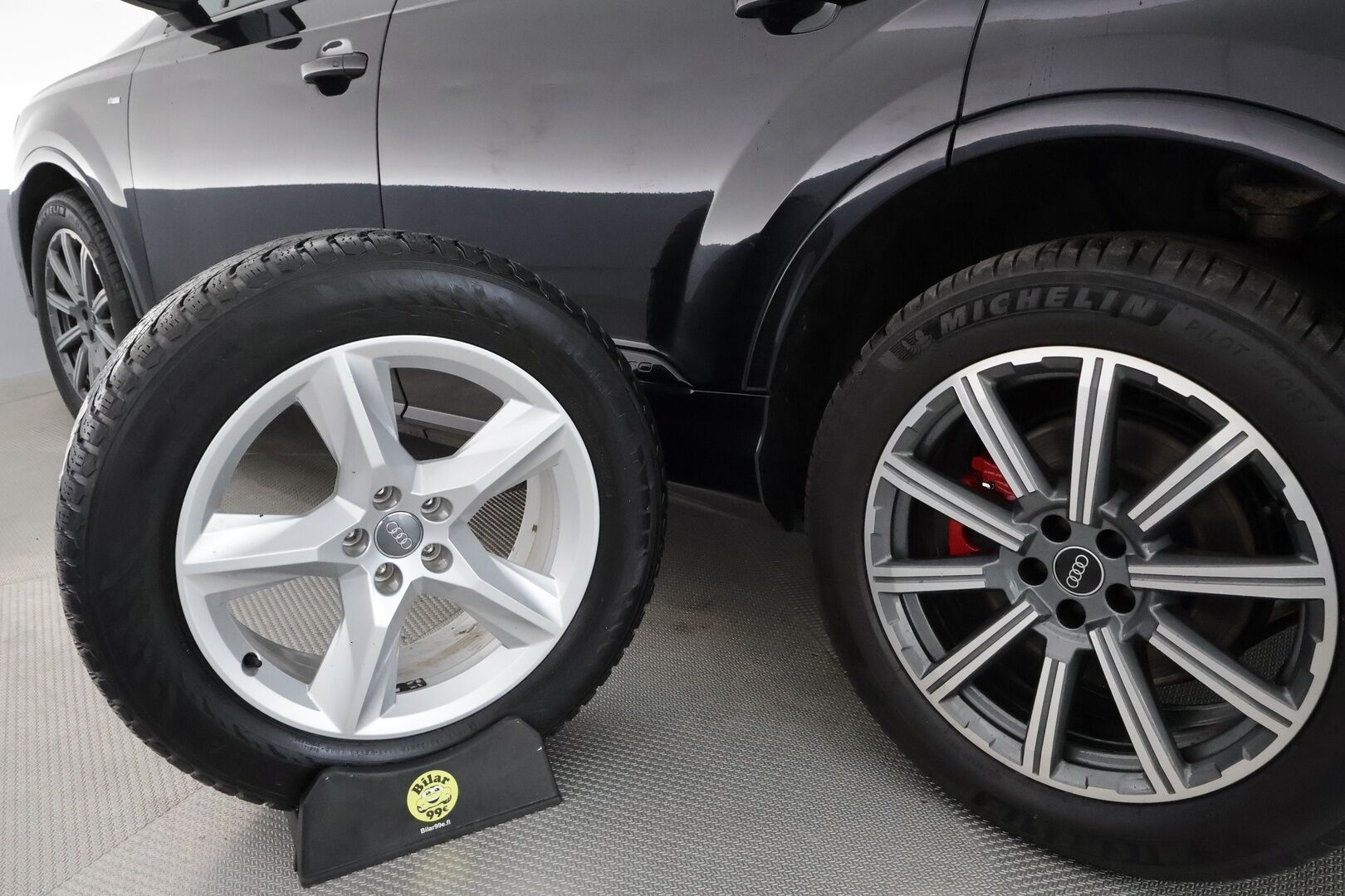 Audi Q7 2021 Business S line 60 TFSI e quattro **Adapt. vakkari / Ilma-alusta / Matrix LED / Sporttipenkit / P.kamera / Koukku** - Black Optic - paketti / 1-om. Suomi-auto / Merkkihuollettu