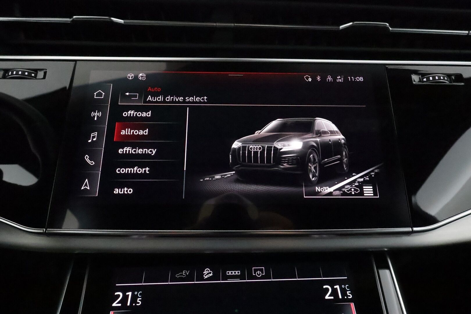 Audi Q7 2021 Business S line 60 TFSI e quattro **Adapt. vakkari / Ilma-alusta / Matrix LED / Sporttipenkit / P.kamera / Koukku** - 2,99 % KORKOTARJOUS TÄHÄN AUTOON - Black Optic - paketti / 1-om. Suomi-auto / Merkkihuollettu 