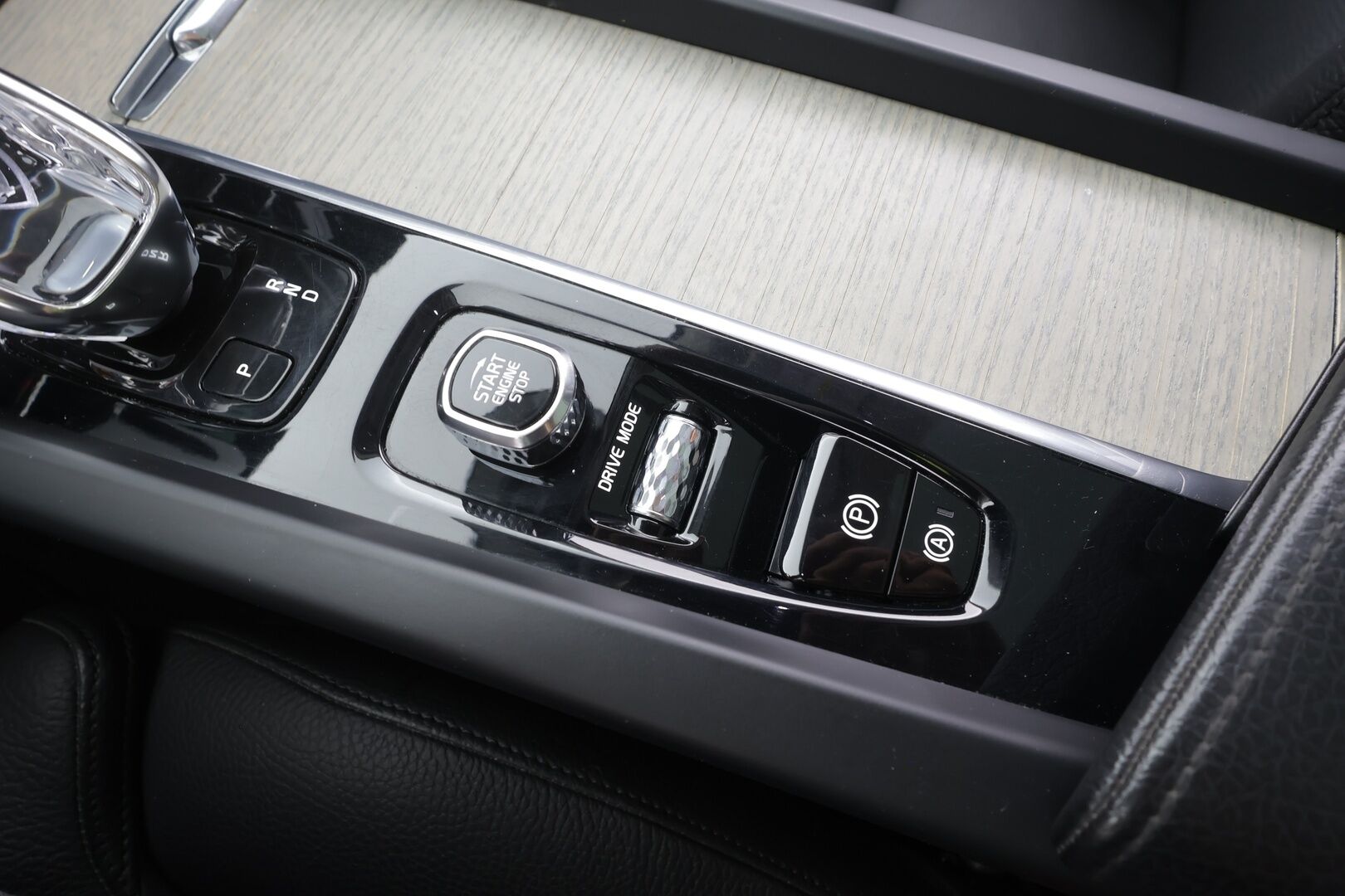Volvo XC60 2021 T6 TwE AWD Business Inscription aut. - | ACC | Webasto | Panorama | Muistipenkki | Sporttinahat | P.kamera | Pilot assist | BLIS | Keyless | 1-om suomiauto | Merkkihuollot | ALV | 
