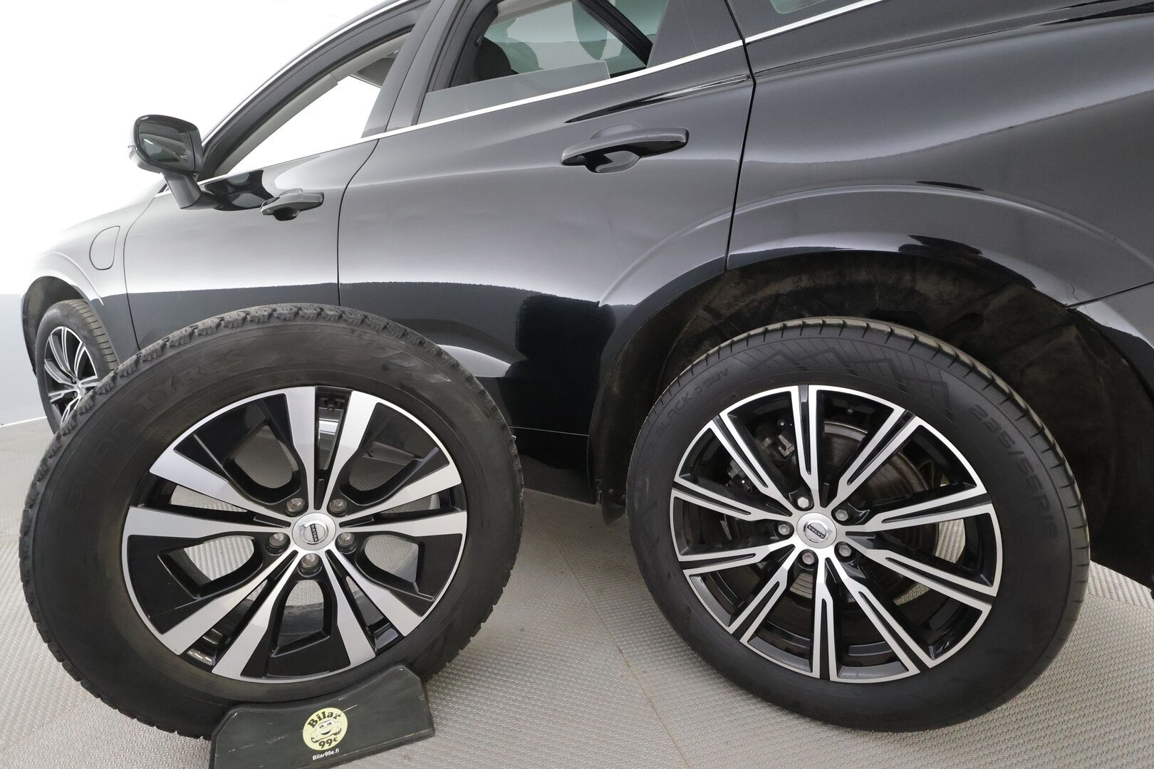 Volvo XC60 2021 T6 TwE AWD Business Inscription aut. - | ACC | Webasto | Panorama | Muistipenkki | Sporttinahat | P.kamera | Pilot assist | BLIS | Keyless | 1-om suomiauto | Merkkihuollot | ALV | 
