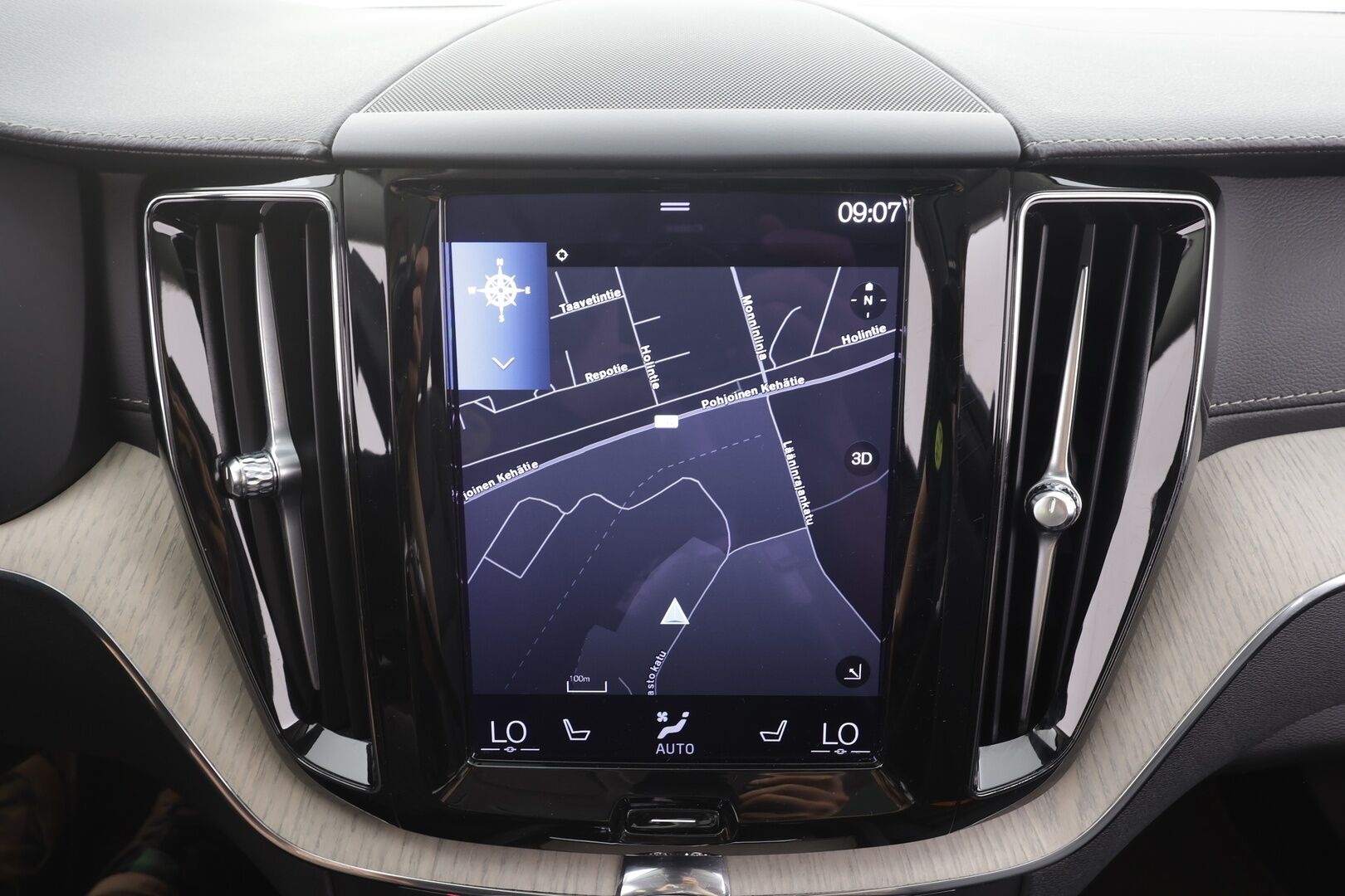 Volvo XC60 2021 T6 TwE AWD Business Inscription aut. - | ACC | Webasto | Panorama | Muistipenkki | Sporttinahat | P.kamera | Pilot assist | BLIS | Keyless | 1-om suomiauto | Merkkihuollot | ALV | 