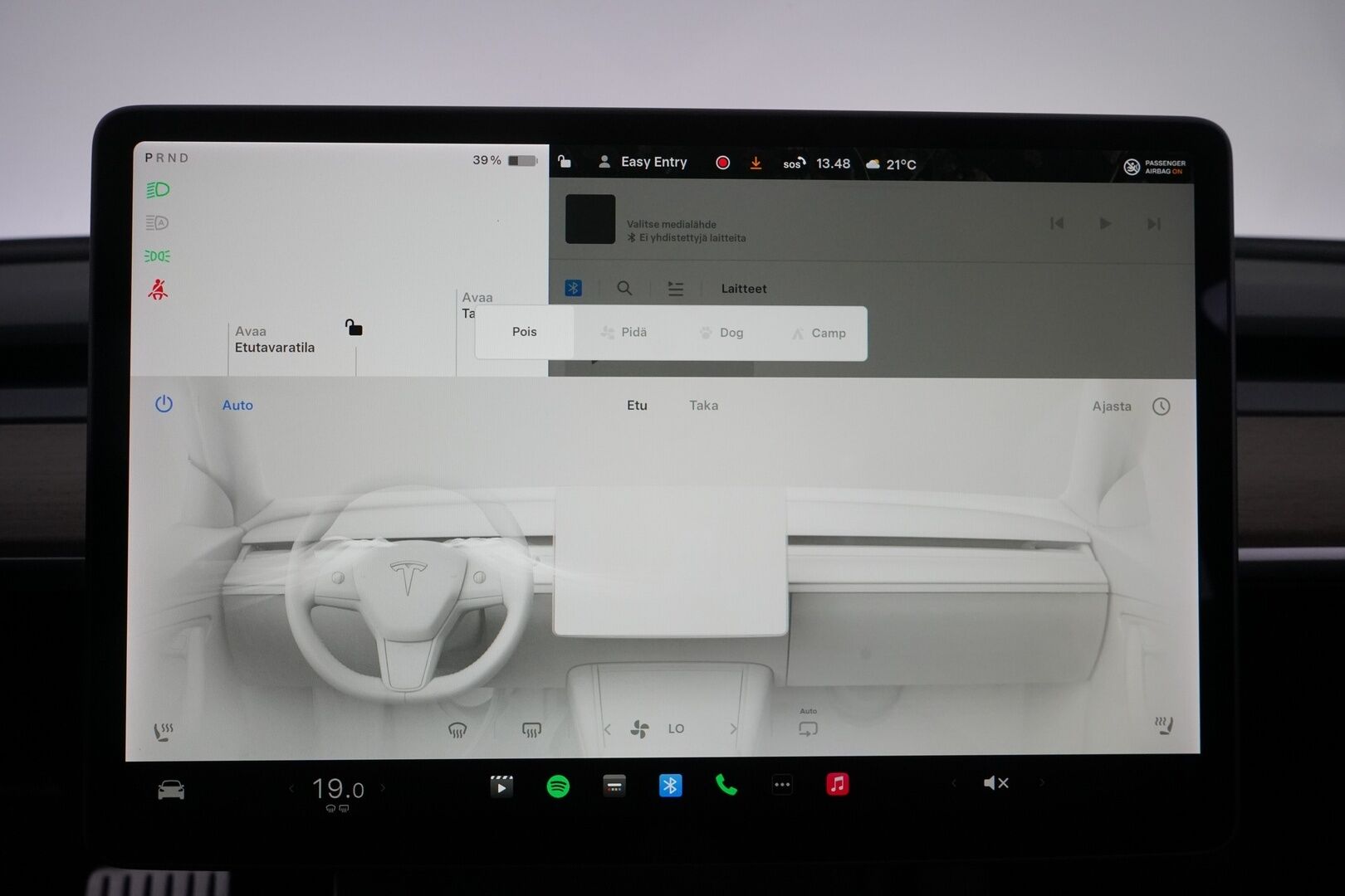 Tesla Model 3 2021 Performance * ACC / Lämpöpumppu / Premium Audio / Uberturbine * - Suomi-auto / Refresh