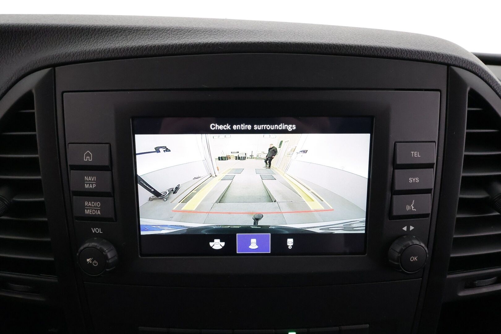 Mercedes-Benz Vito 2022 110CDI FWD-3,05/32K keskipitkä A2 * Vakkari / Webasto / P-Kamera / Vetokoukku / Apple&Android * - Suomi-auto / Kahdet Renkaat - HULLUT AVAJAISHULINAT KORKOTARJOUS 3,29 %