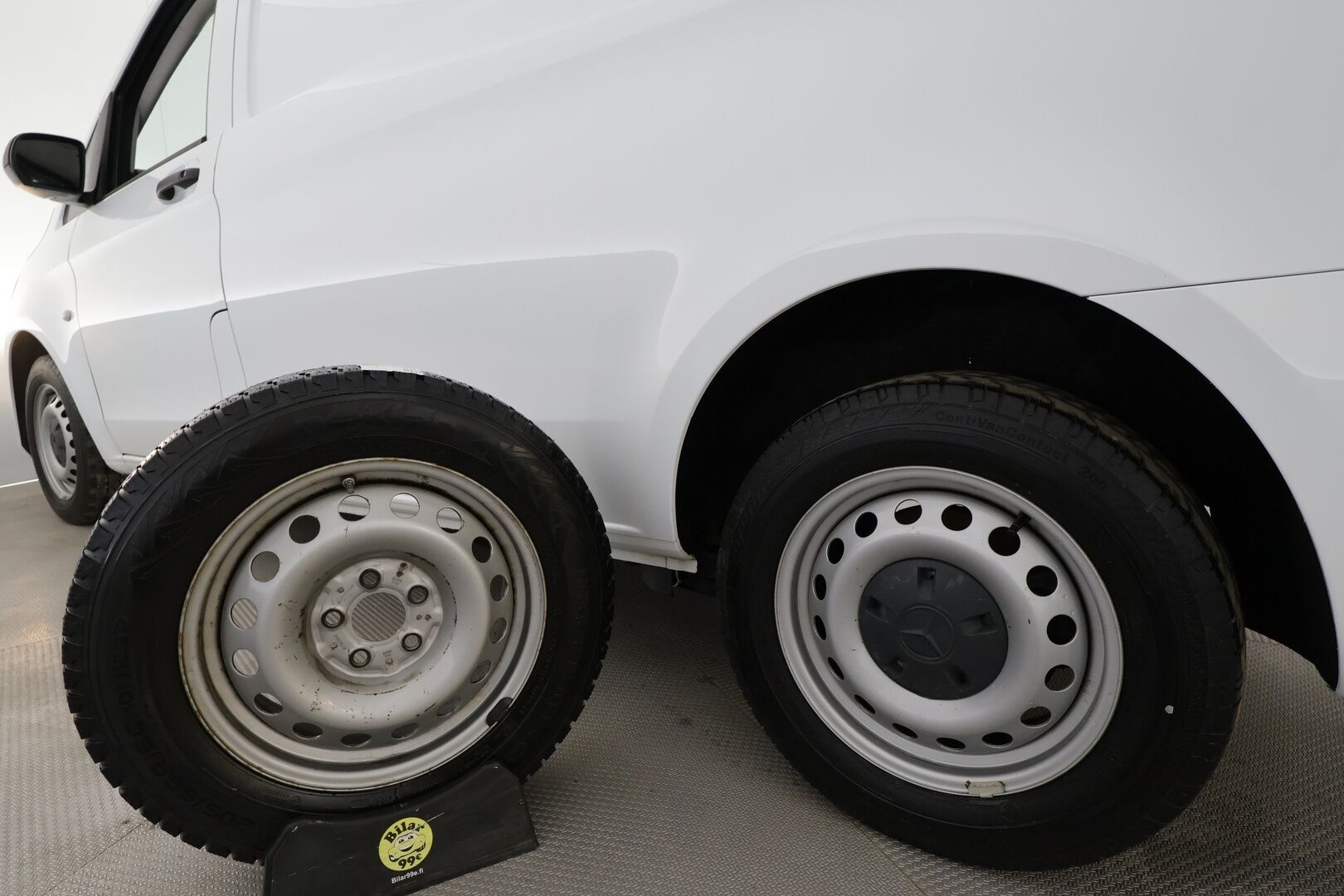 Mercedes-Benz Vito 2022 110CDI FWD-3,05/32K keskipitkä A2 * Vakkari / Webasto / P-Kamera / Vetokoukku / Apple&Android * - Suomi-auto / Kahdet Renkaat - HULLUT AVAJAISHULINAT KORKOTARJOUS 3,29 %