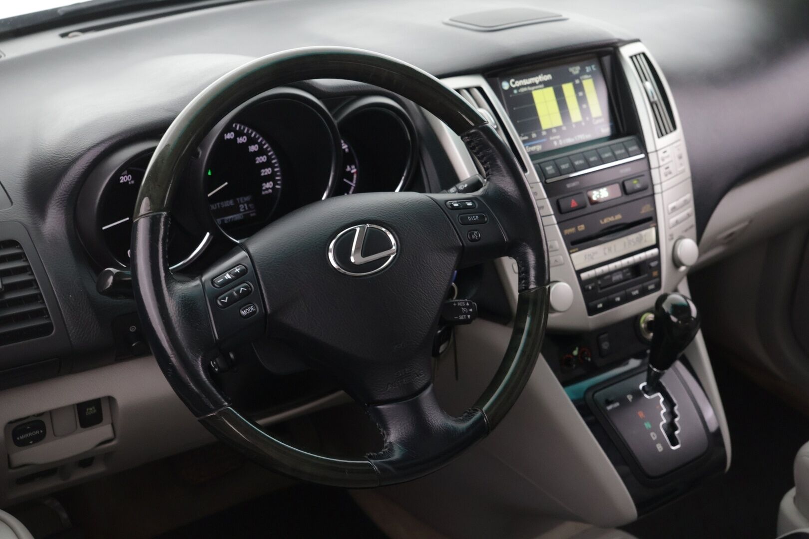 Lexus RX 2008 400h 4WD - | Nahkaverhoilu | Lasikattoluukku | Sähköpenkit muistilla | Näytöt takana | AFS ajovalot | Koukku