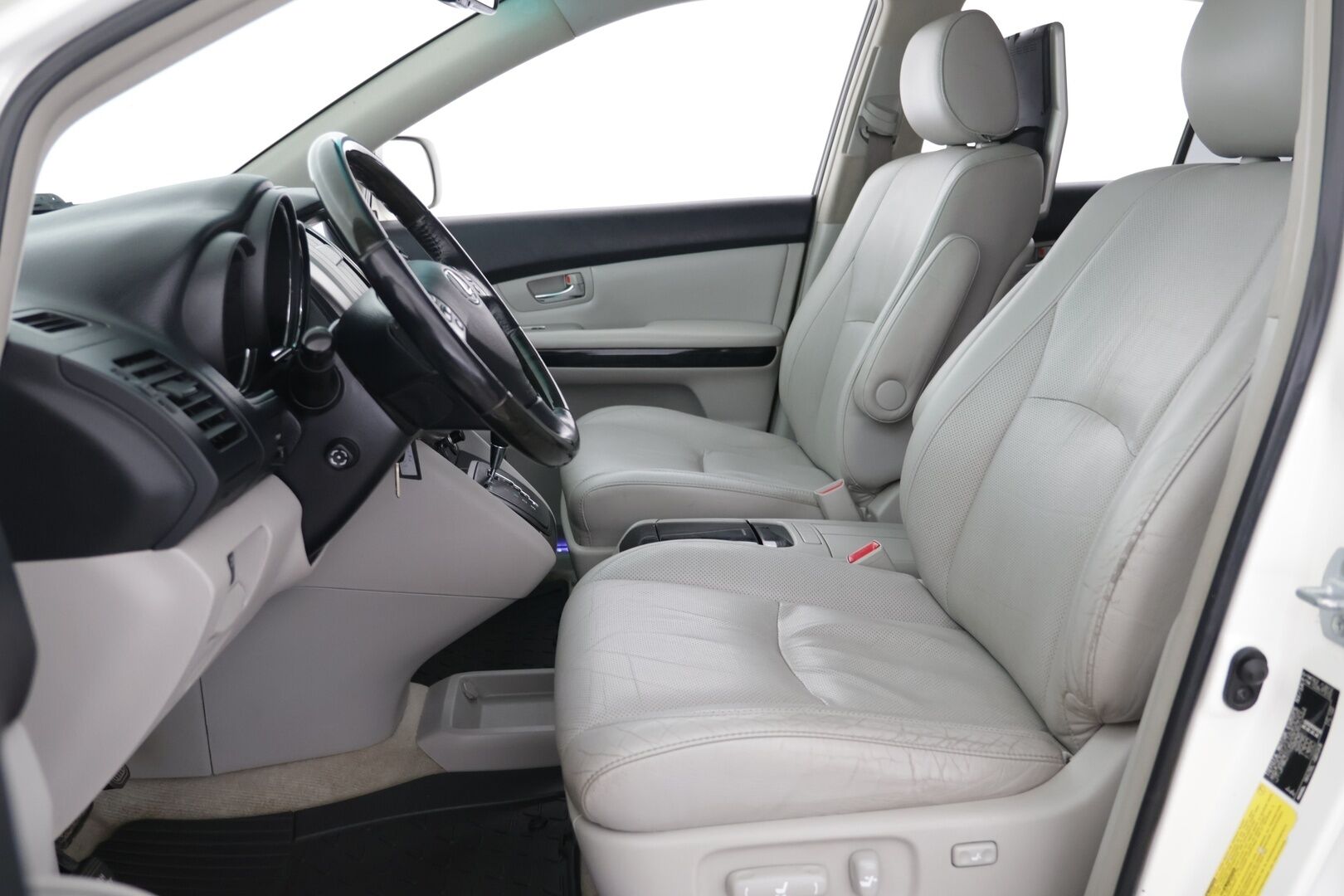 Lexus RX 2008 400h 4WD - | Nahkaverhoilu | Lasikattoluukku | Sähköpenkit muistilla | Näytöt takana | AFS ajovalot | Koukku