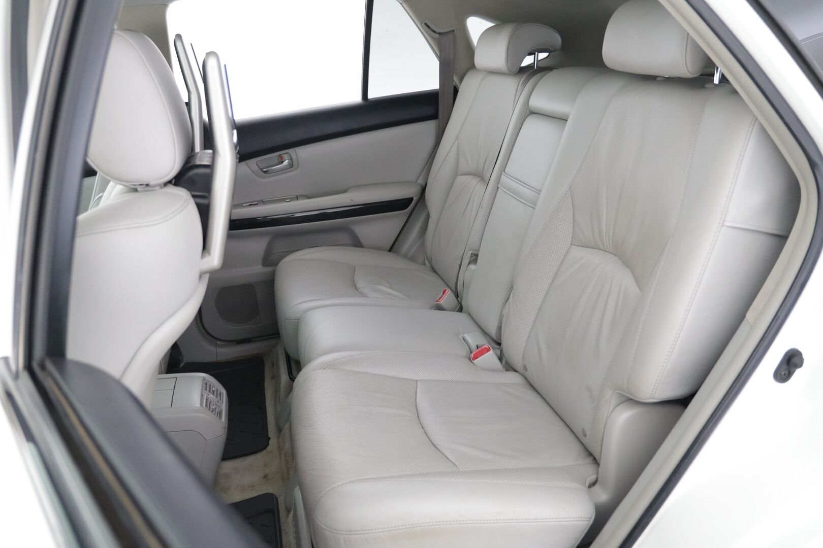 Lexus RX 2008 400h 4WD - | Nahkaverhoilu | Lasikattoluukku | Sähköpenkit muistilla | Näytöt takana | AFS ajovalot | Koukku
