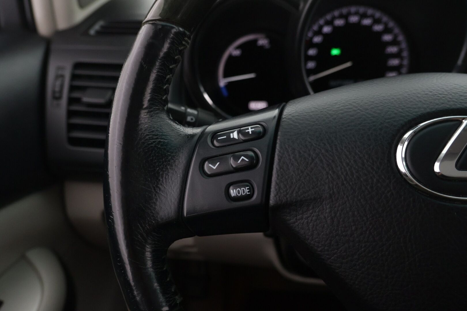 Lexus RX 2008 400h 4WD - | Nahkaverhoilu | Lasikattoluukku | Sähköpenkit muistilla | Näytöt takana | AFS ajovalot | Koukku