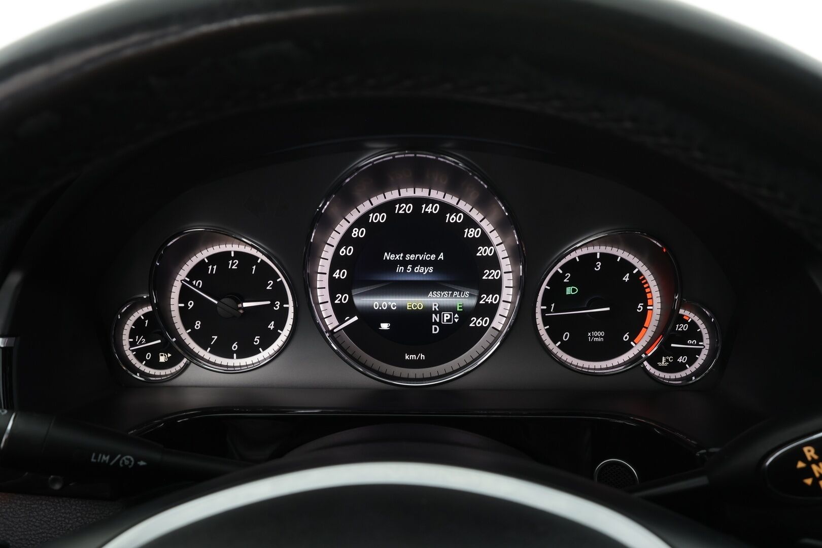 Mercedes-Benz E 2013 220 CDI BE A Premium Business * Vakkari / Xenon / P.tutkat / Navi / Bluetooth / Puolnahat * - Suomi auto / Kahdet renkaat