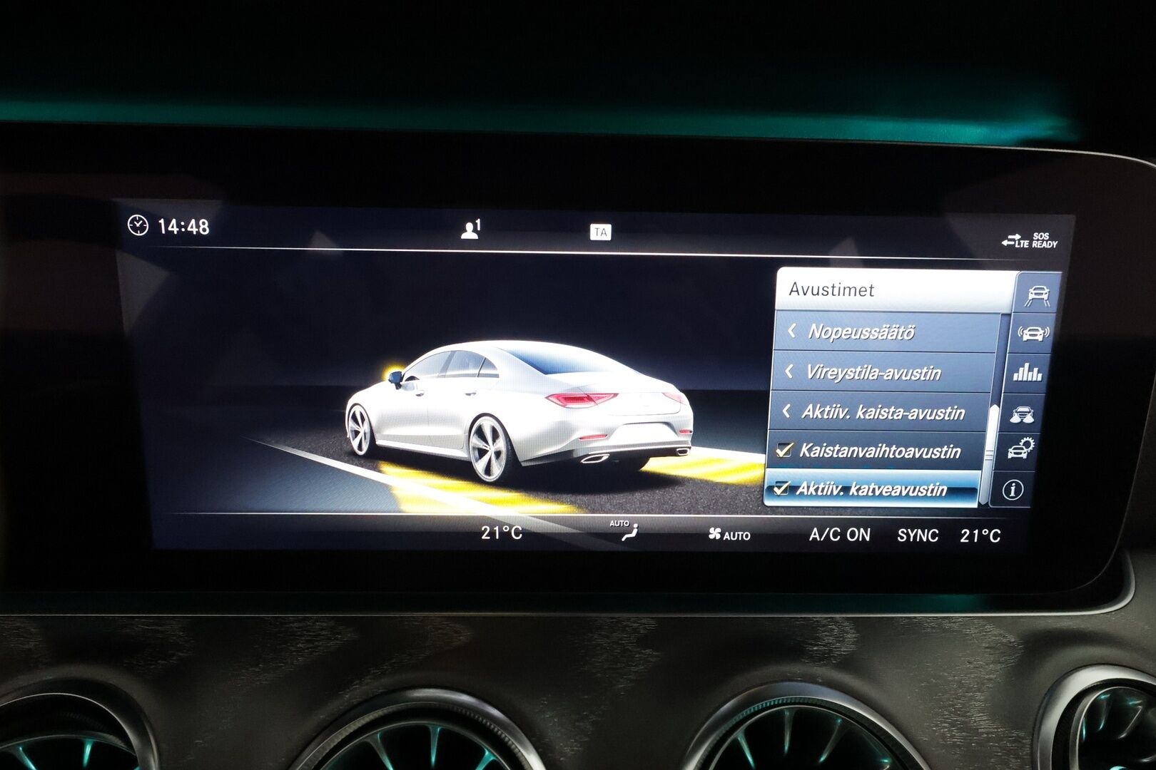 Mercedes-Benz CLS 2018 350 d 4Matic **Burmester / Multibeam LED / Ilma-alusta / 360 kamera / Muistipenkit / Sporttinahat / Lasikatto** - 3,99 % KORKOTARJOUS TÄHÄN AUTOON - 