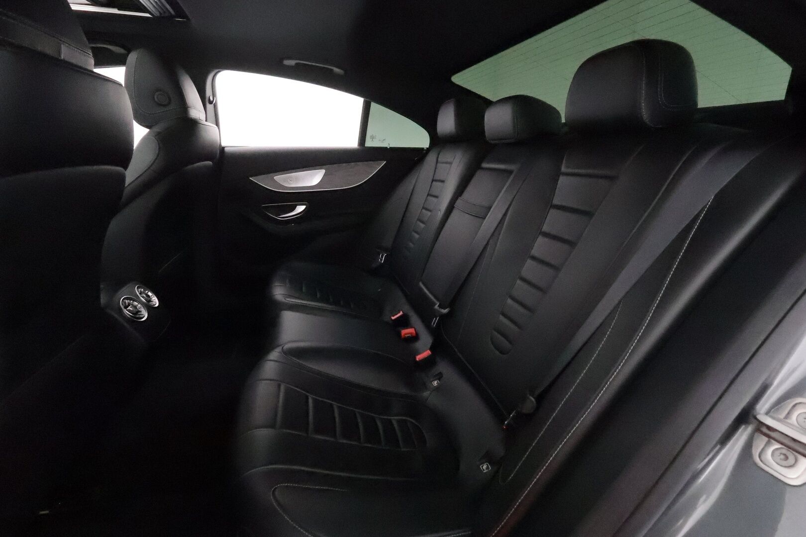 Mercedes-Benz CLS 2018 350 d 4Matic **Burmester / Multibeam LED / Ilma-alusta / 360 kamera / Muistipenkit / Sporttinahat / Lasikatto** - 3,99 % KORKOTARJOUS TÄHÄN AUTOON - 