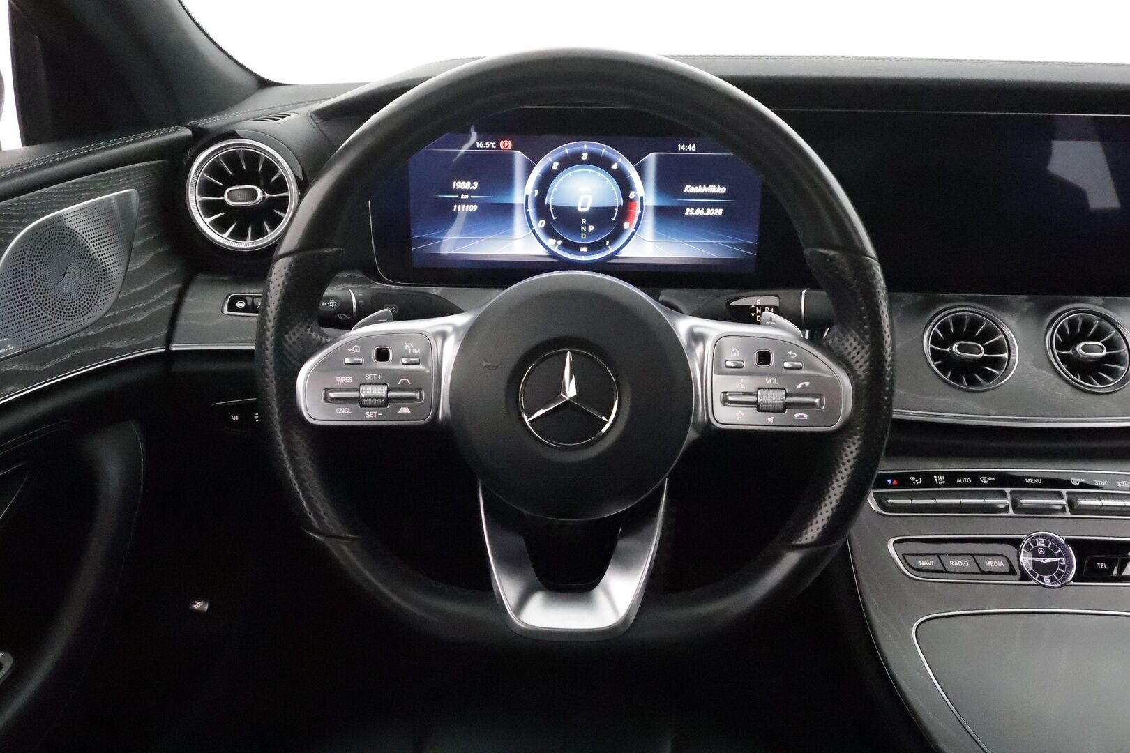 Mercedes-Benz CLS 2018 350 d 4Matic **Burmester / Multibeam LED / Ilma-alusta / 360 kamera / Muistipenkit / Sporttinahat / Lasikatto** - 3,99 % KORKOTARJOUS TÄHÄN AUTOON - 