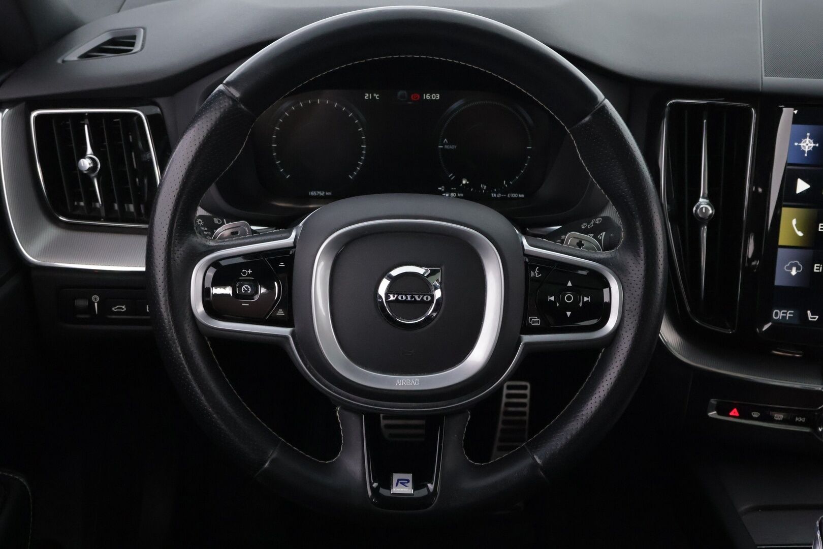 Volvo XC60 2018 T8 AWD R-Design aut - Webasto | Adapt.Vakkari | Koukku | Panoraama | Peruutuskamera | Nahka-Alcantara | High Perf Audio
