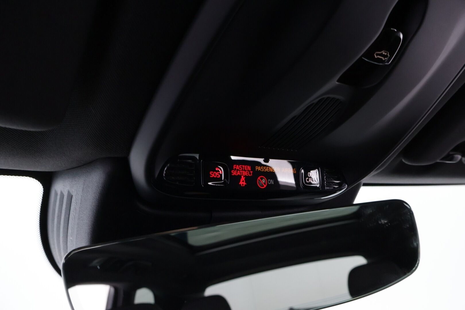 Volvo XC60 2018 T8 AWD R-Design aut - Webasto | Adapt.Vakkari | Koukku | Panoraama | Peruutuskamera | Nahka-Alcantara | High Perf Audio