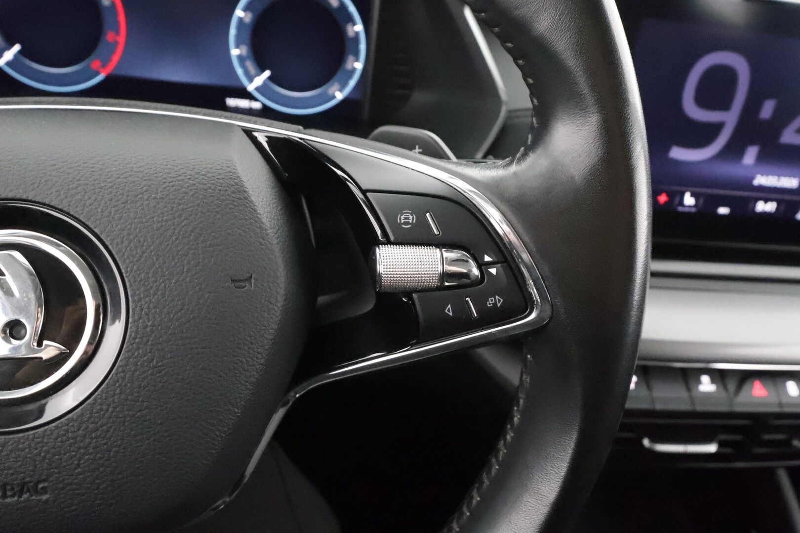 Skoda Octavia 2021 Combi 1,0 TSI Ambition eTEC DSG * Webasto / LED / P.Tutkat / Vakkari / Kaistavahti / Keyless * - 1-om Suomi-auto / Merkkihuollot / Kahdet renkaat aluvanteilla