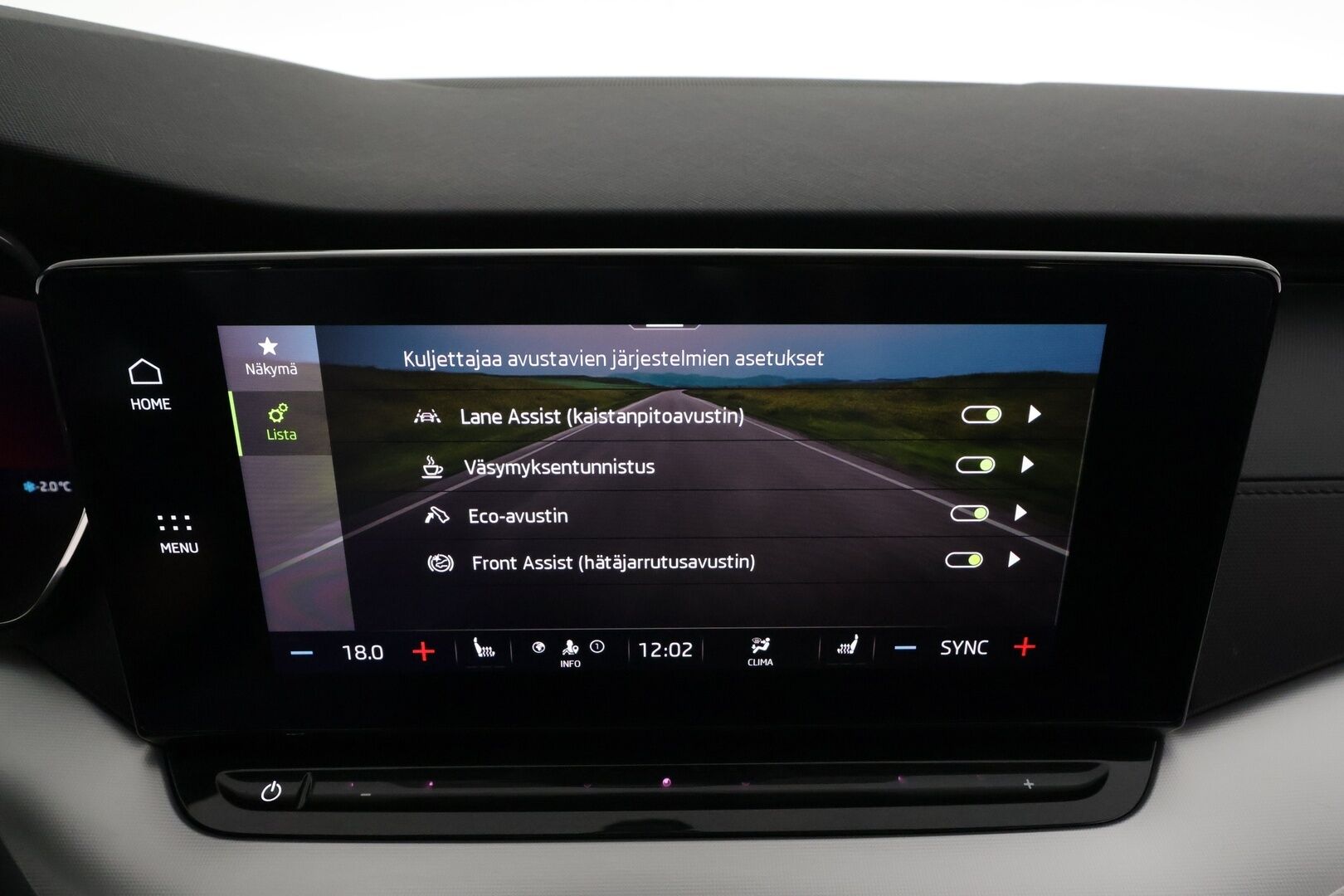 Skoda Octavia 2021 Combi 1,5 TSI Ambition eTEC DSG * LED / P.tutkat / Navi / Kaistavahti / Digimittaristo / Keyless * - Webasto / Koukku / Suomi-auto / Merkkihuollot / Kahdet renkaat aluvanteilla