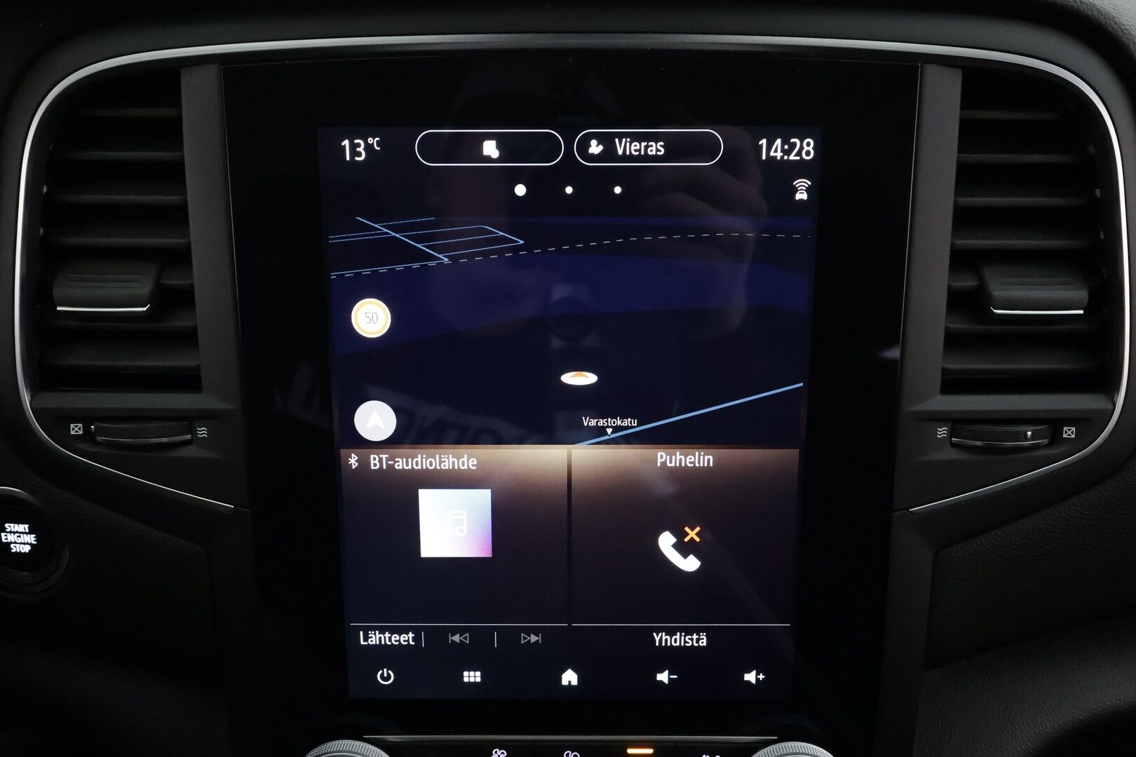 Renault Megane 2021 Sport Tourer E-TECH Plug-in hybrid Intens * LED / P.Kamera / Navi / Kaistavahti / Keyless * - HUD / Suomi-auto / Kahdet renkaat / Merkkihuollot