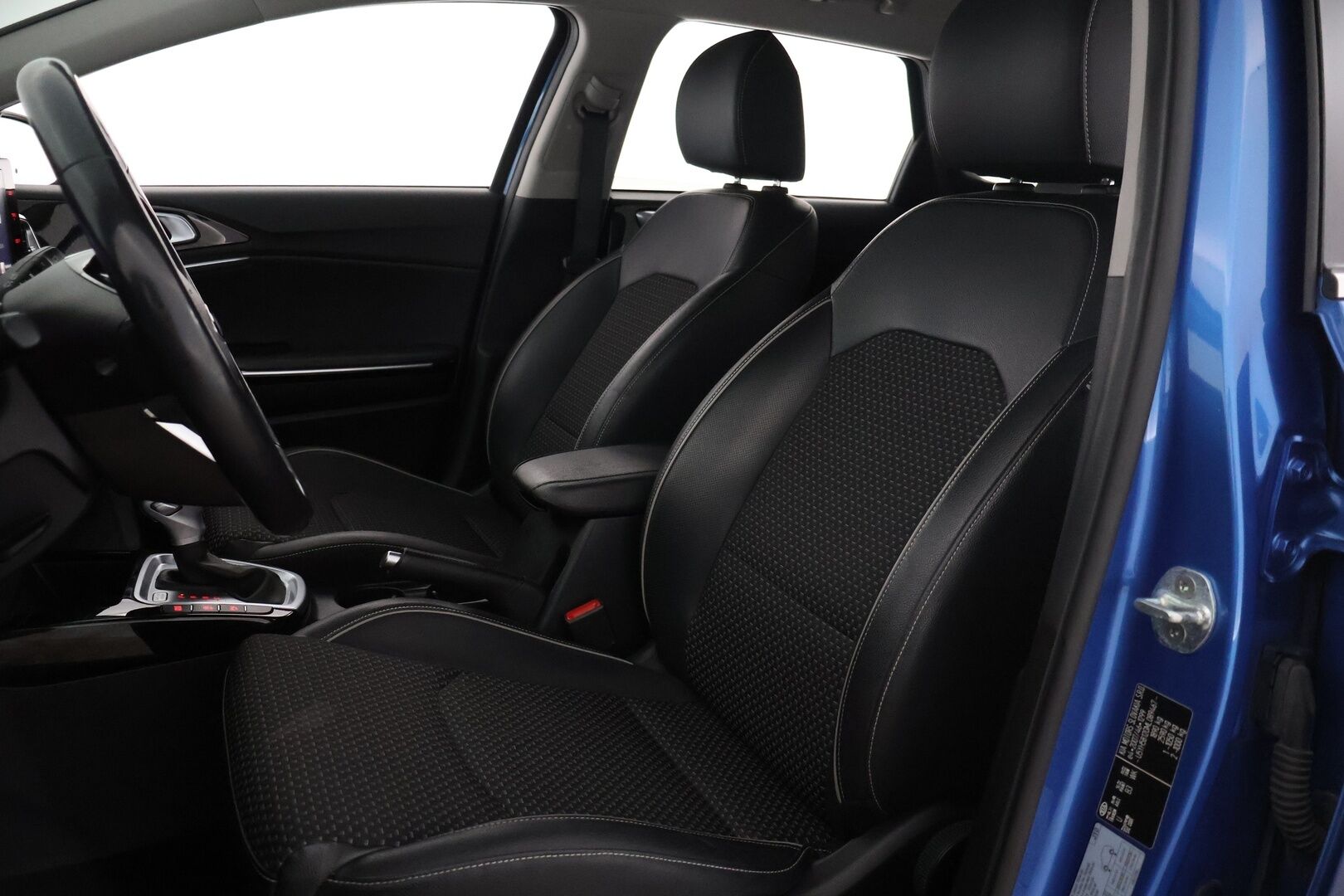 Kia Ceed 2022 1,0 T-GDI Mild-Hybrid 120hv EX SW DCT / Lämpöratti / Kaistavahti / P.kamera / CarPlay - 1- omisteinen Suomi-Auto / Erinomaisesti Huollettu!