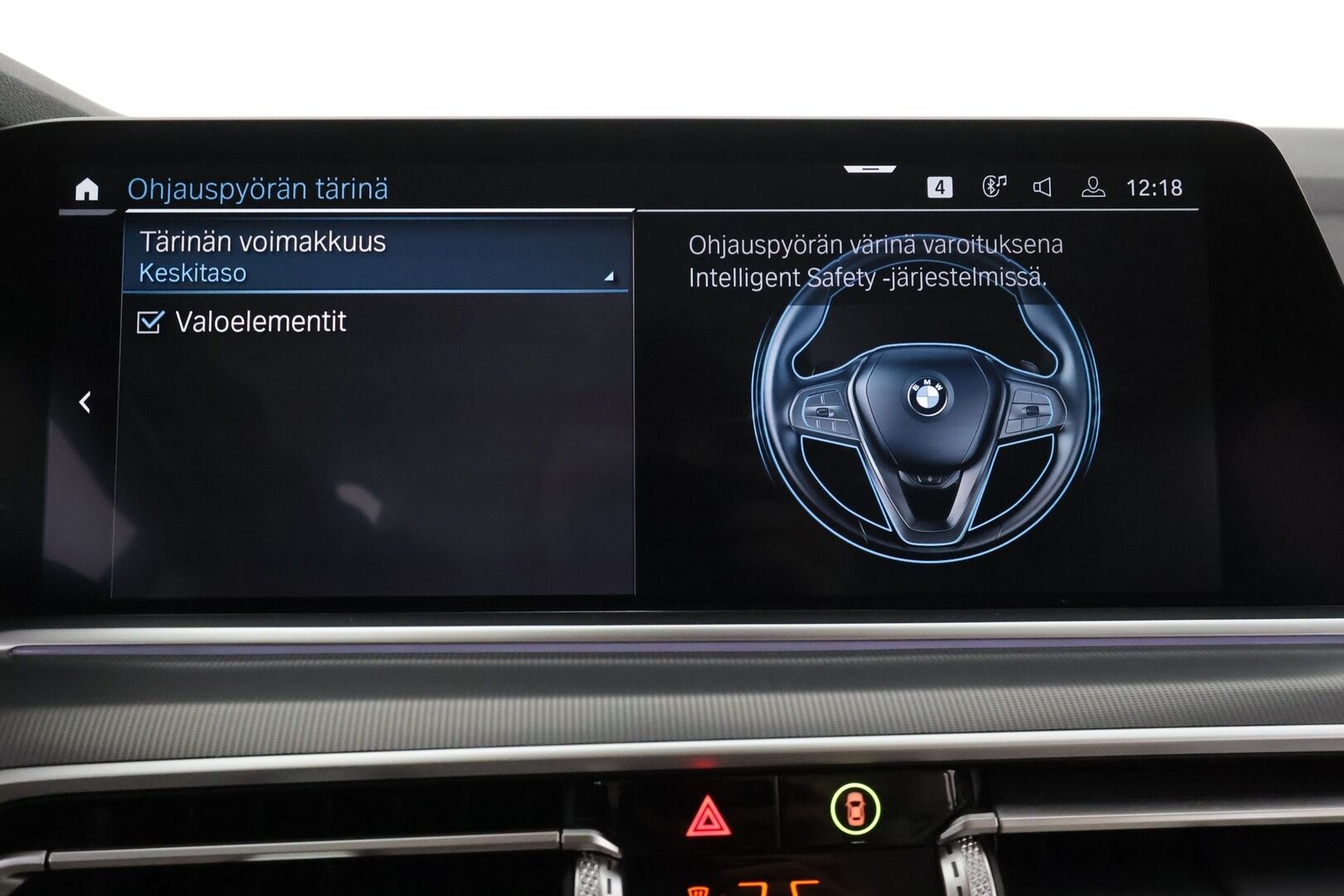 BMW X5 2021 G05 xDrive45e A Charged Edition - | ACC | Koukku | HUD | DAP | 360° | Muistipenkki | Ilma-Alusta | Sporttinahat | HiFi | Adapt. LED | Comfort Access | Ambient Light | Suomiauto |   